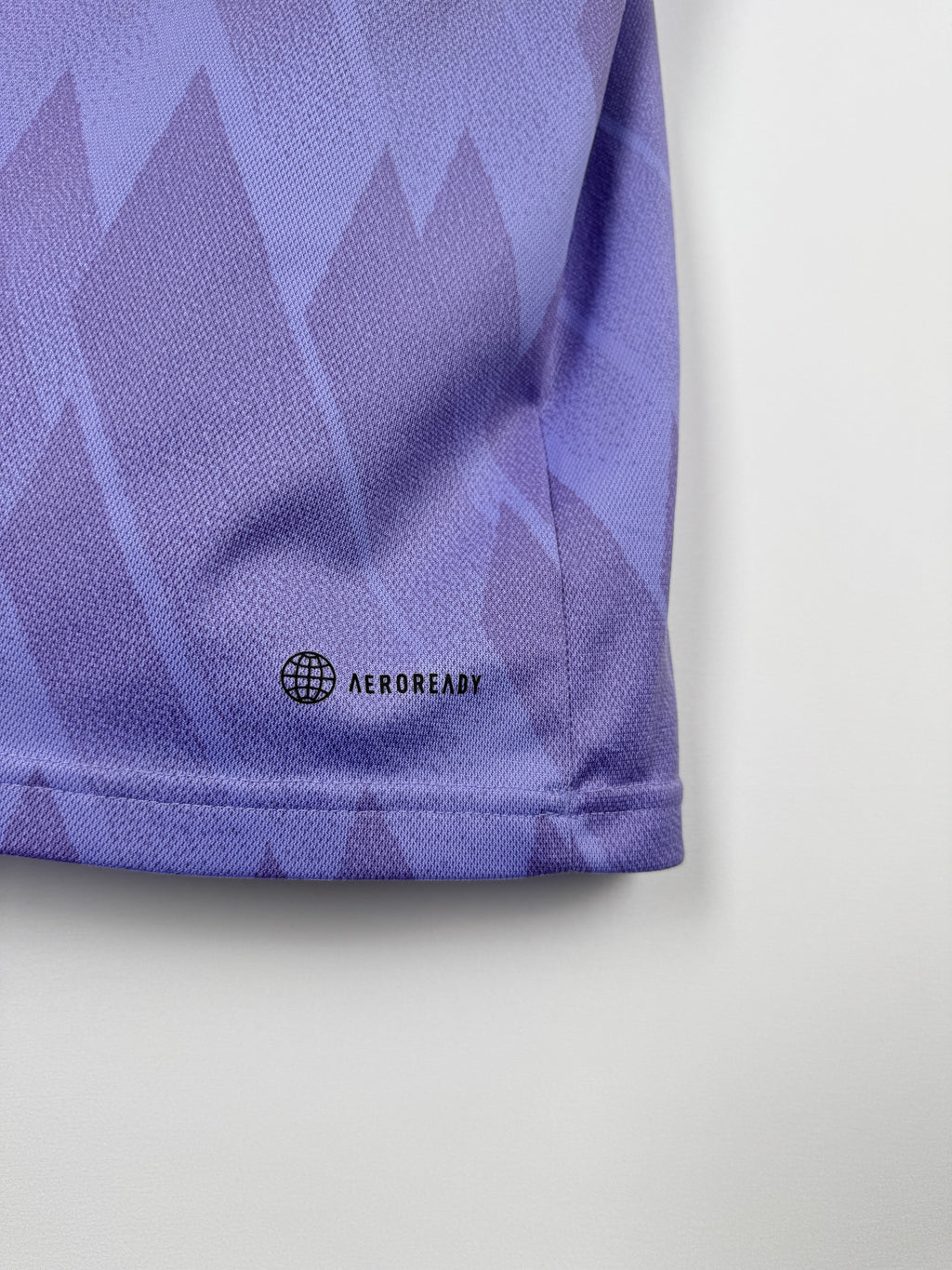 REAL MADRID 2022/2023 AWAY FOOTBALL JERSEY - VINI JR. #20 (M)