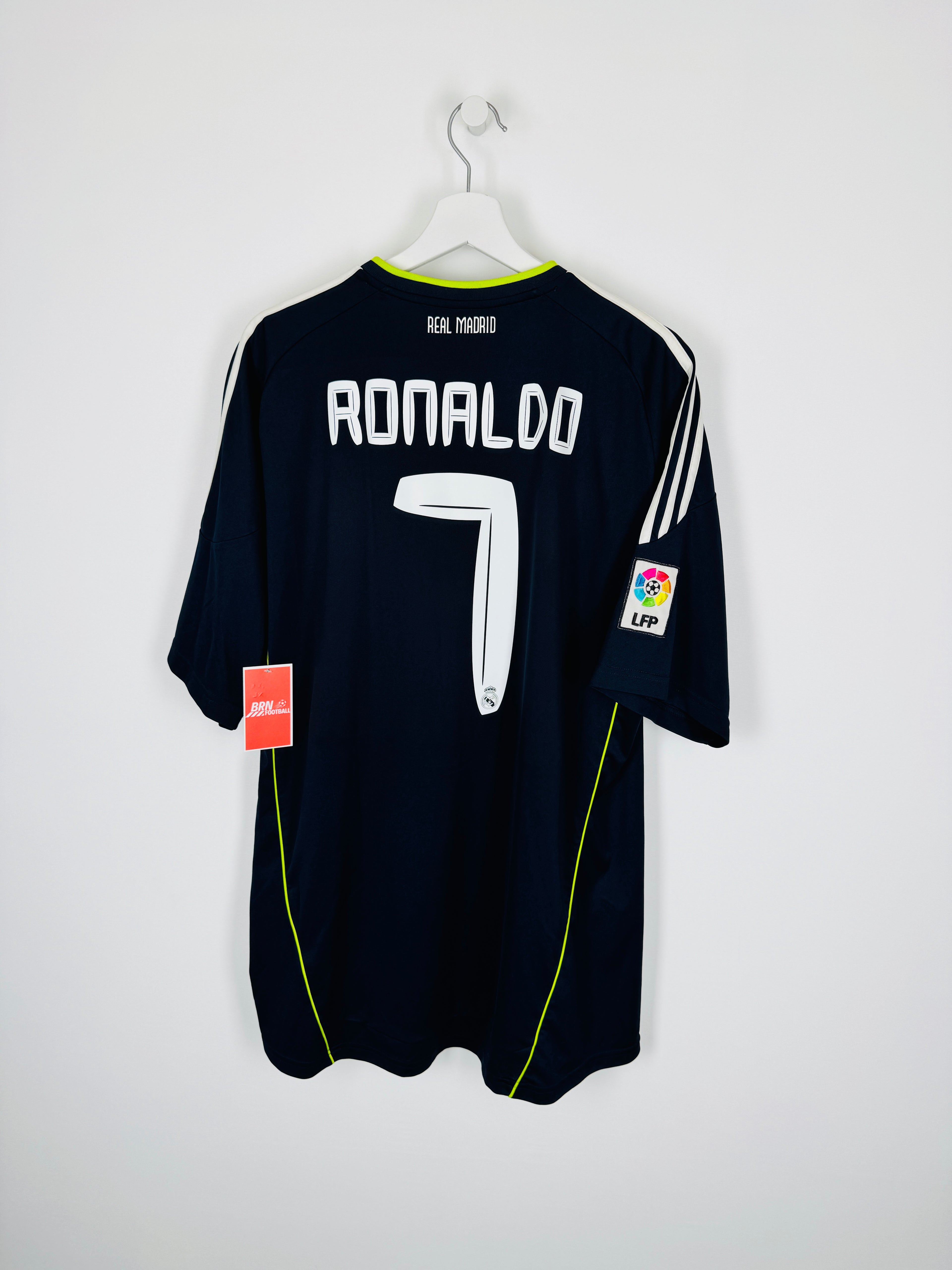 REAL MADRID 2010/2011 AWAY FOOTBALL SHIRT - RONALDO #7 (XL)