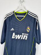 REAL MADRID 2010/2011 AWAY FOOTBALL SHIRT - RONALDO #7 (XL)