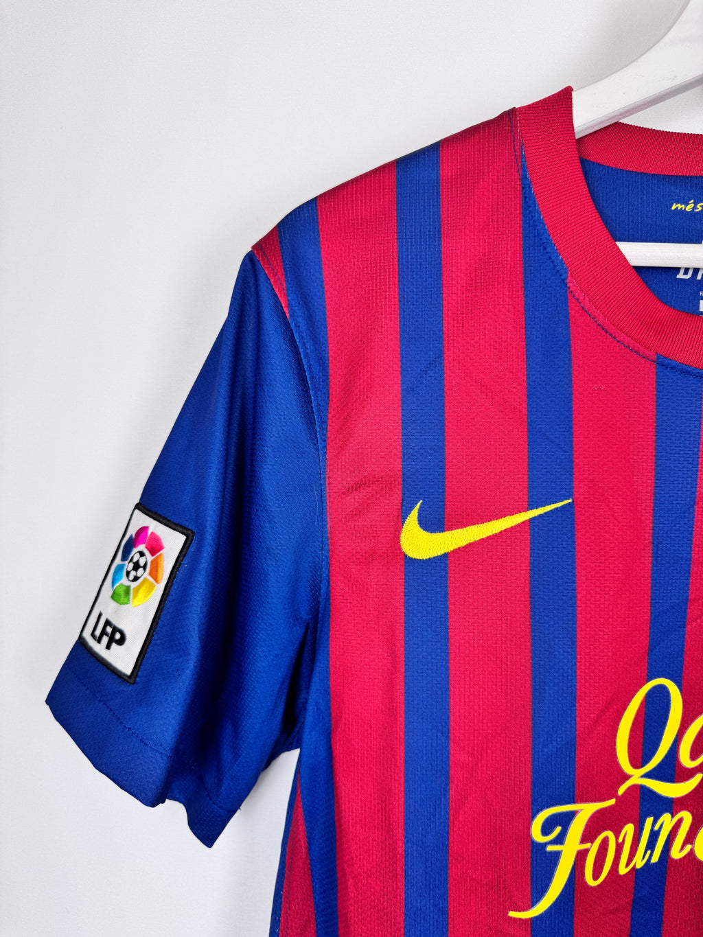 MAILLOT DE FOOTBALL BARCELONE 2011/2012 DOMICILE - LEO MESSI #10 (S)