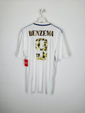 REAL MADRID 2022/2023 HOME FOOTBALL JERSEY - BENZEMA #9 BALLON D'OR (XL)