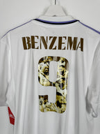 REAL MADRID 2022/2023 HOME FOOTBALL JERSEY - BENZEMA #9 BALLON D'OR (XL)