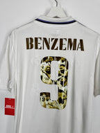REAL MADRID 2022/2023 HOME FOOTBALL JERSEY - BENZEMA #9 BALLON D'OR (M)