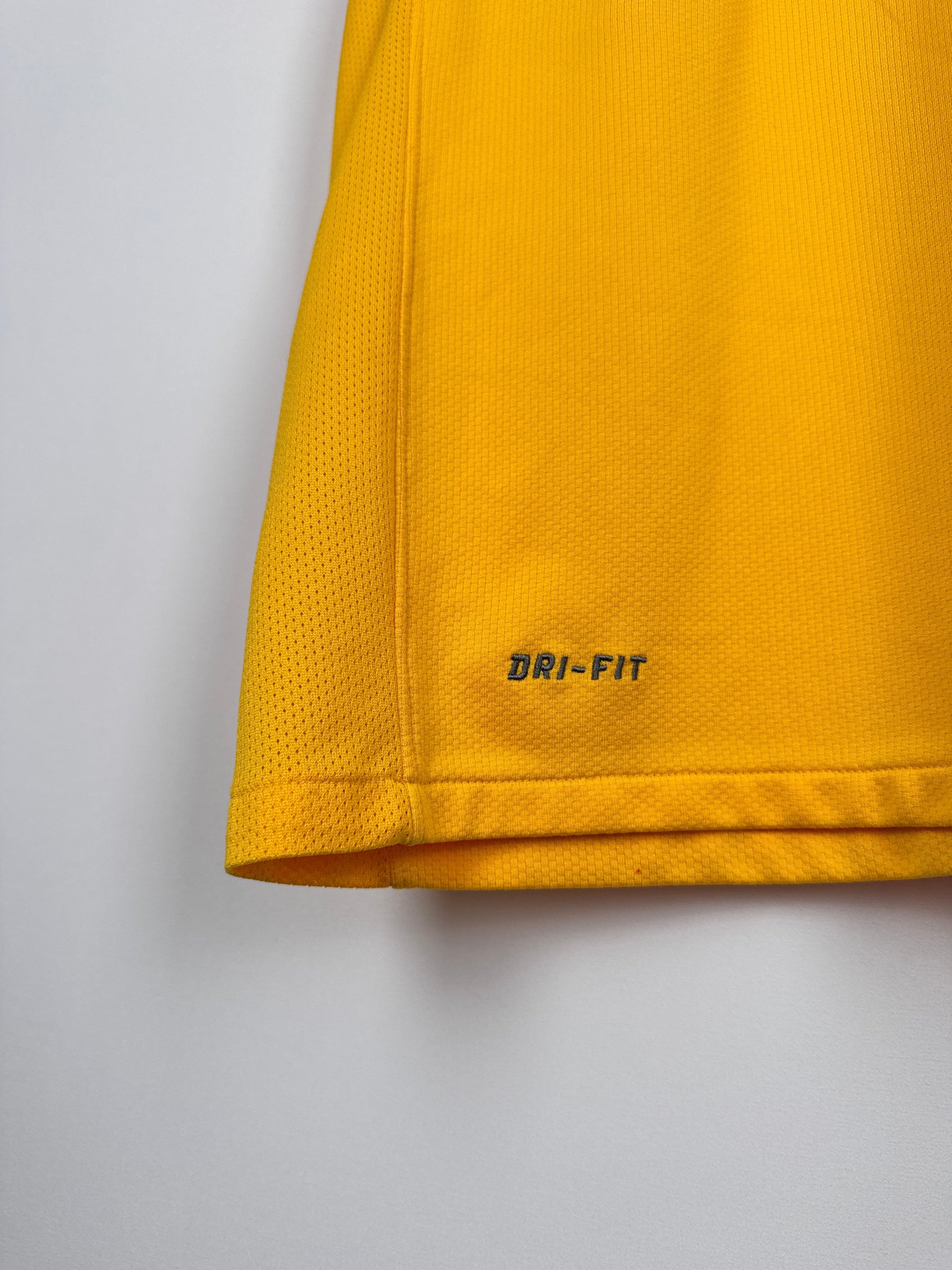 MAILLOT DE FOOTBALL BRÉSIL 2010 DOMICILE - ROBINHO #11 (L)