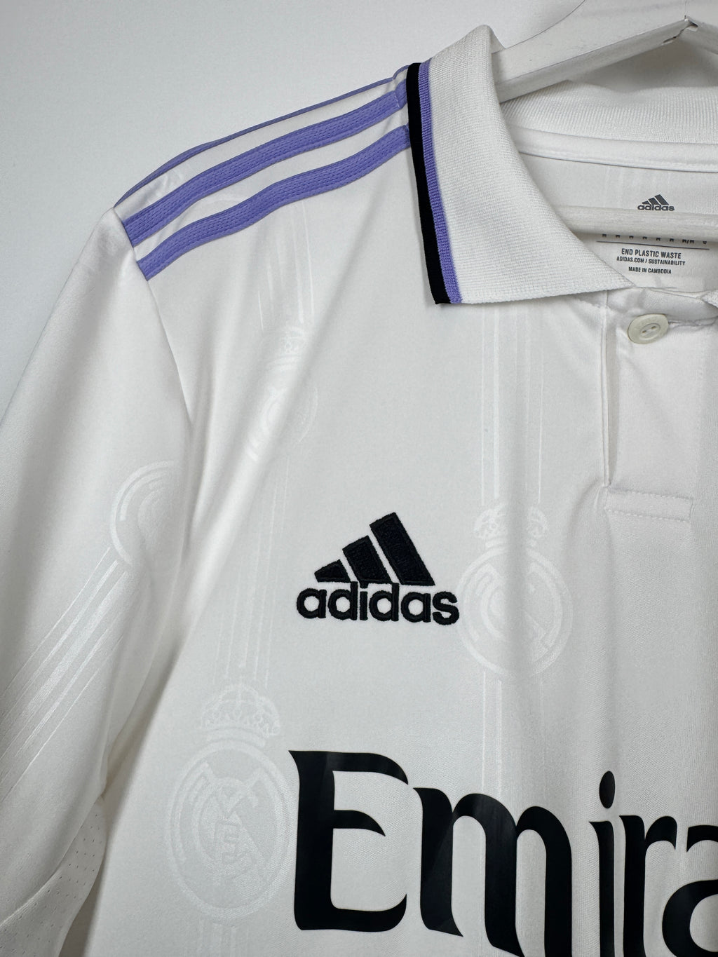 REAL MADRID 2022/2023 HOME FOOTBALL JERSEY - BENZEMA #9 BALLON D'OR (M)
