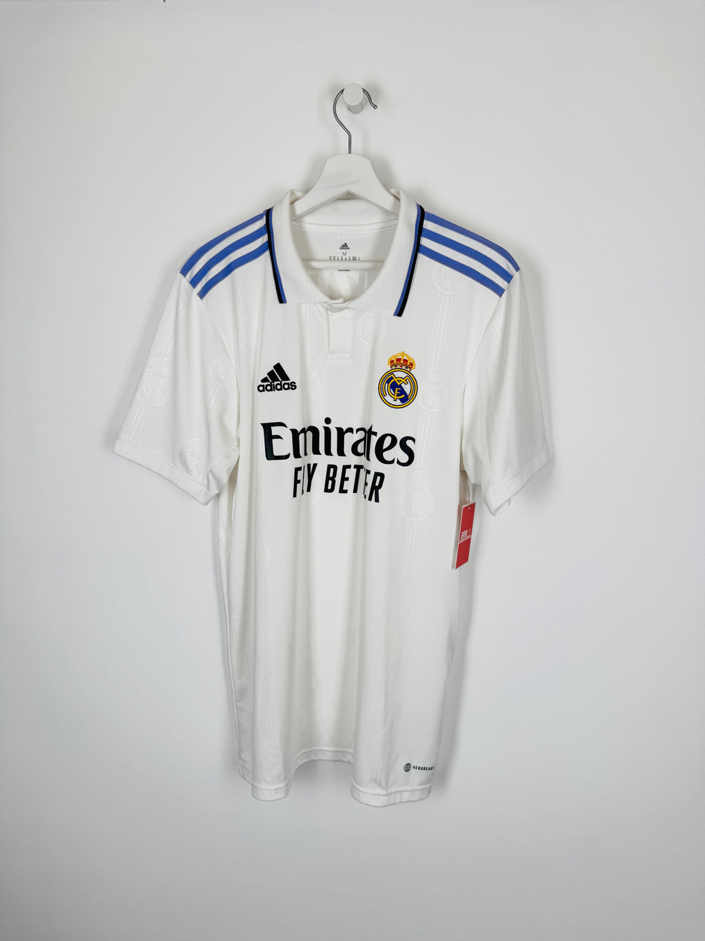 REAL MADRID 2022/2023 HOME FOOTBALL JERSEY - BENZEMA #9 BALLON D'OR (M)