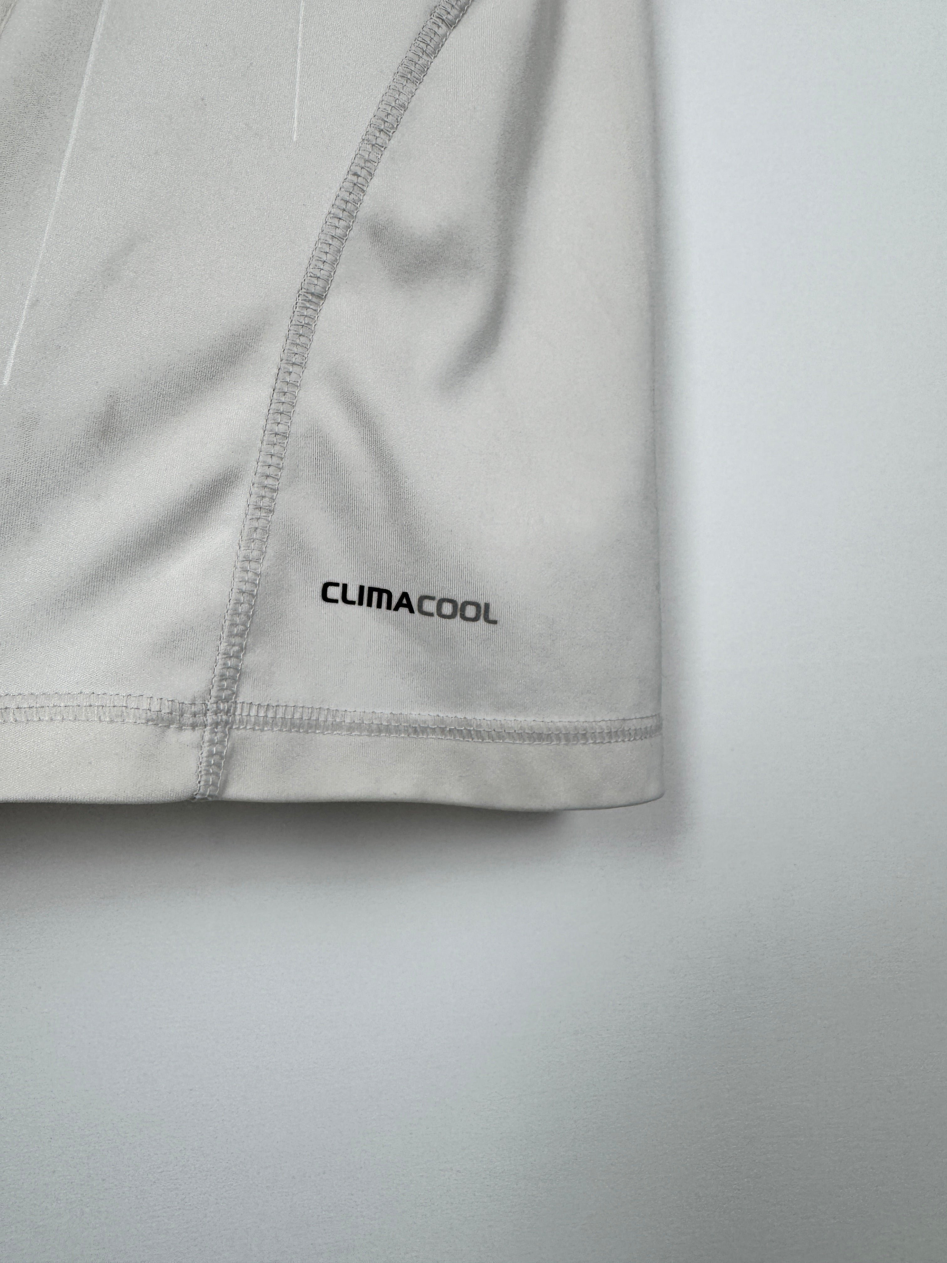 REAL MADRID FOOTBALL SHIRT 2010/2011 HOME - RONALDO #7 (M)