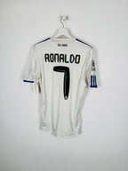 REAL MADRID 2010/2011 HOME FOOTBALL SHIRT - RONALDO #7 (S)
