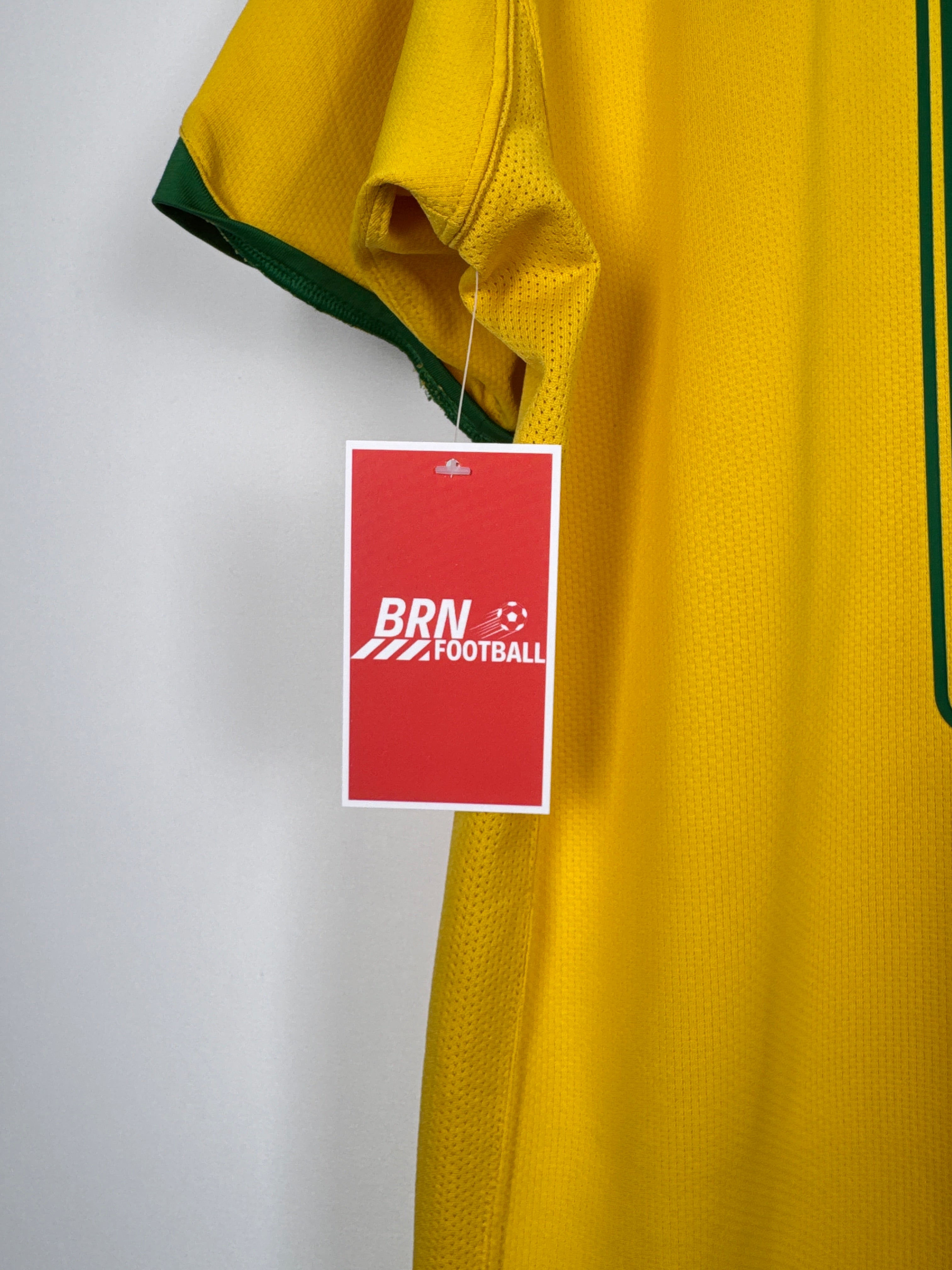 MAILLOT DE FOOTBALL BRÉSIL 2006 DOMICILE - RONALDINHO #10 (M)