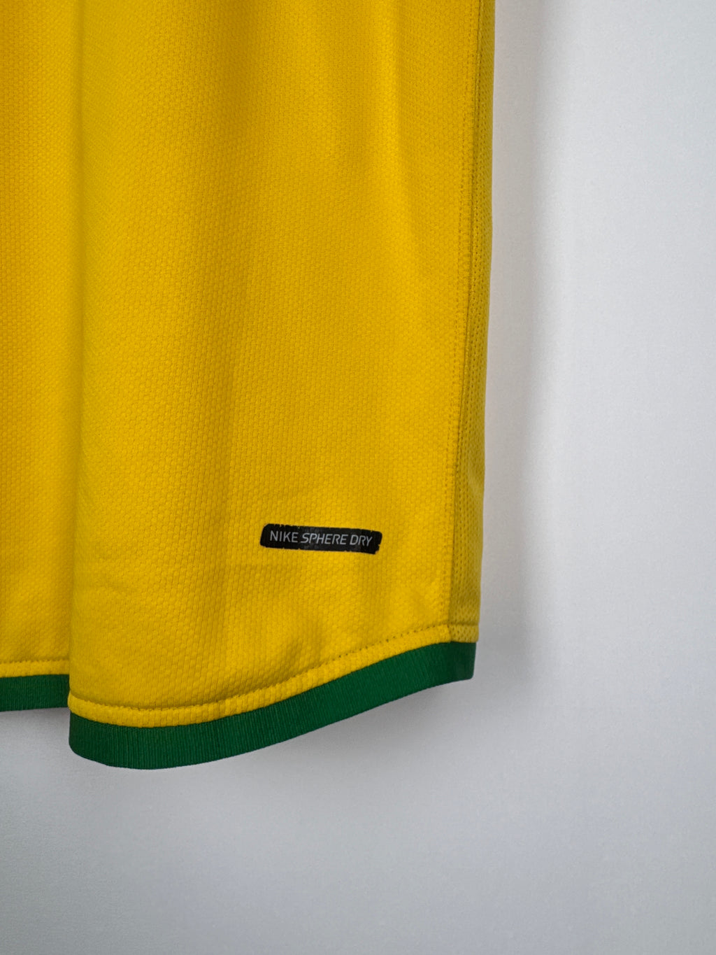 MAILLOT DE FOOTBALL BRÉSIL 2006 DOMICILE - RONALDINHO #10 (M)