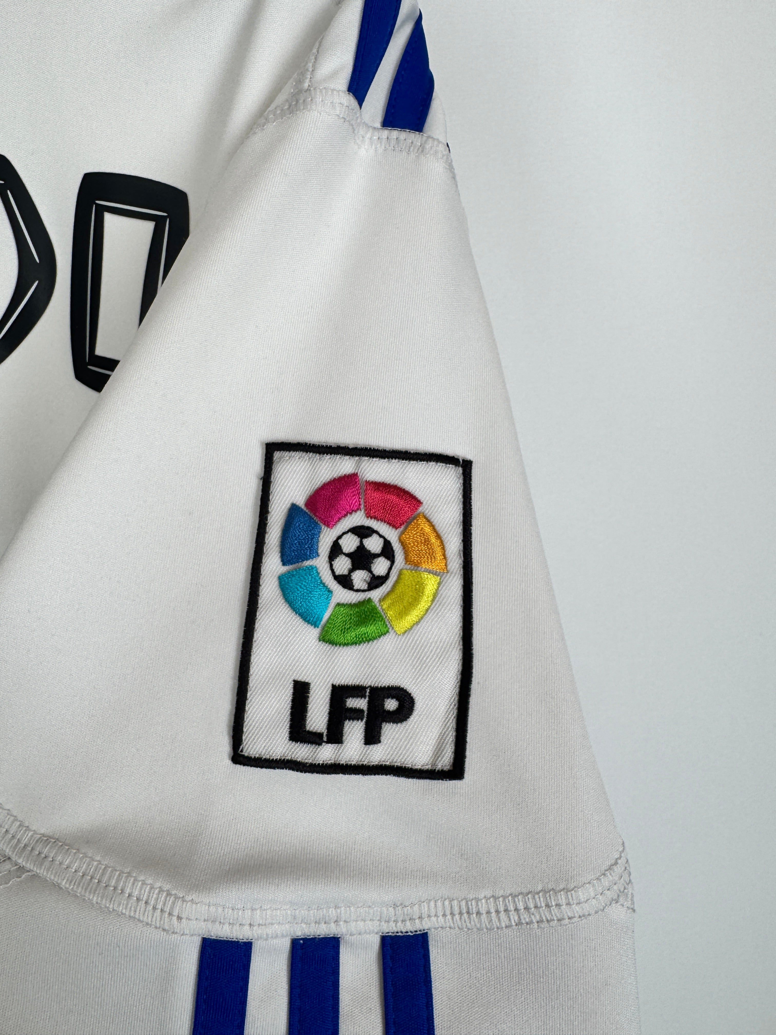 REAL MADRID 2010/2011 HOME FOOTBALL SHIRT - RONALDO #7 (S)