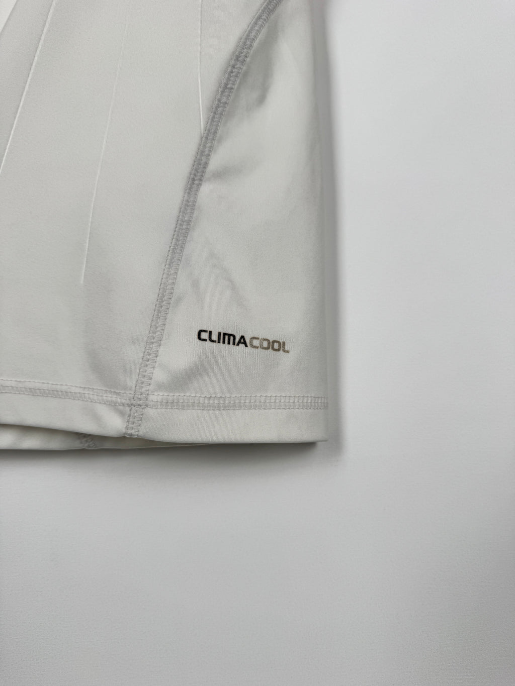 REAL MADRID 2010/2011 HOME FOOTBALL SHIRT - RONALDO #7 (S)