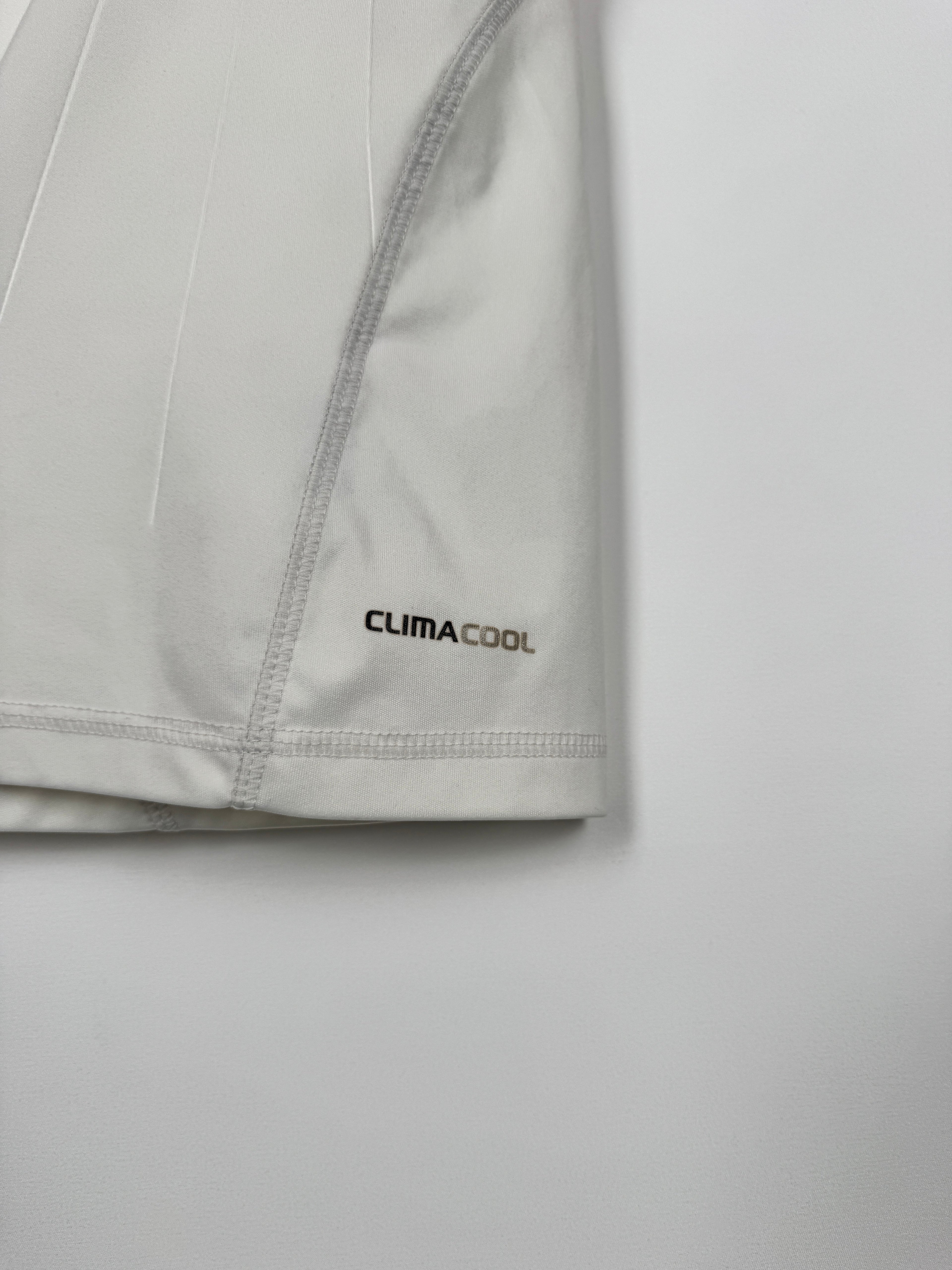 REAL MADRID 2010/2011 HOME FOOTBALL SHIRT - RONALDO #7 (S)