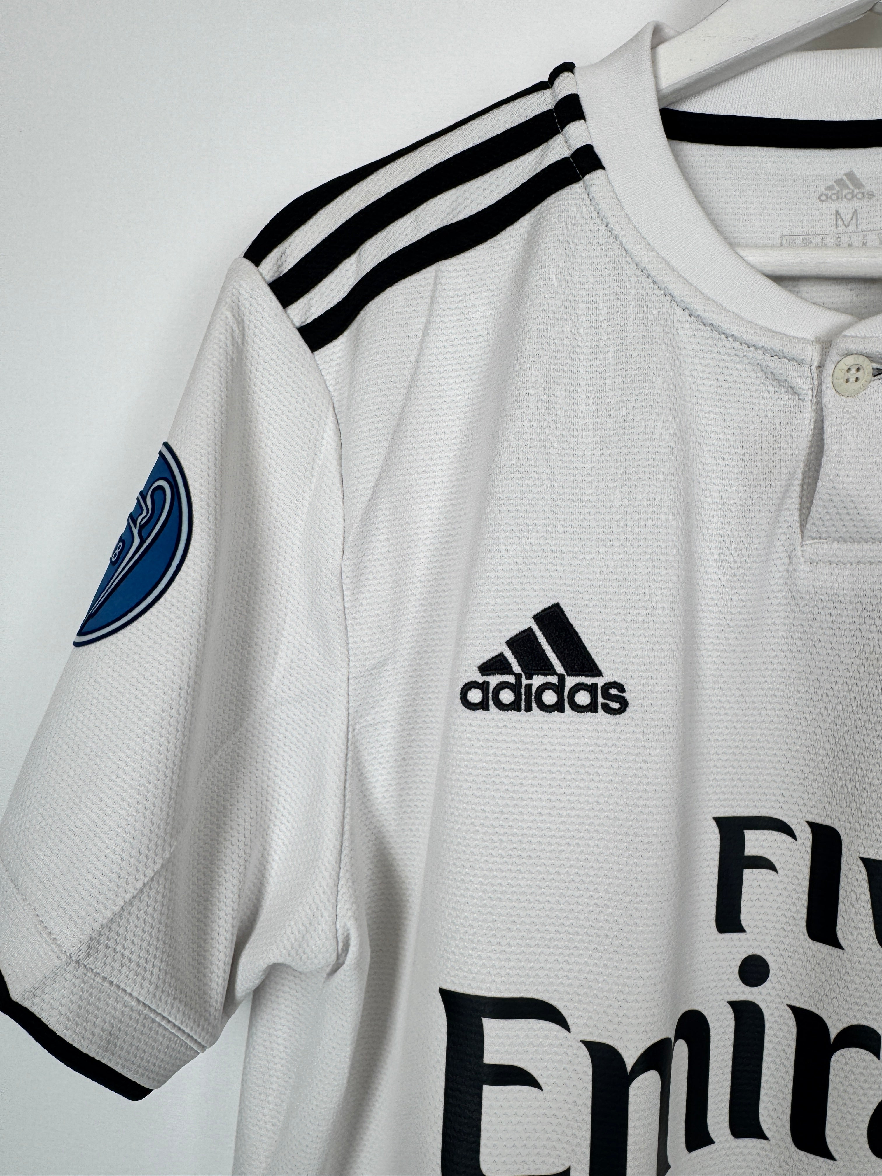 REAL MADRID 2018/2019 HOME FOOTBALL JERSEY - BENZEMA #9 (M)