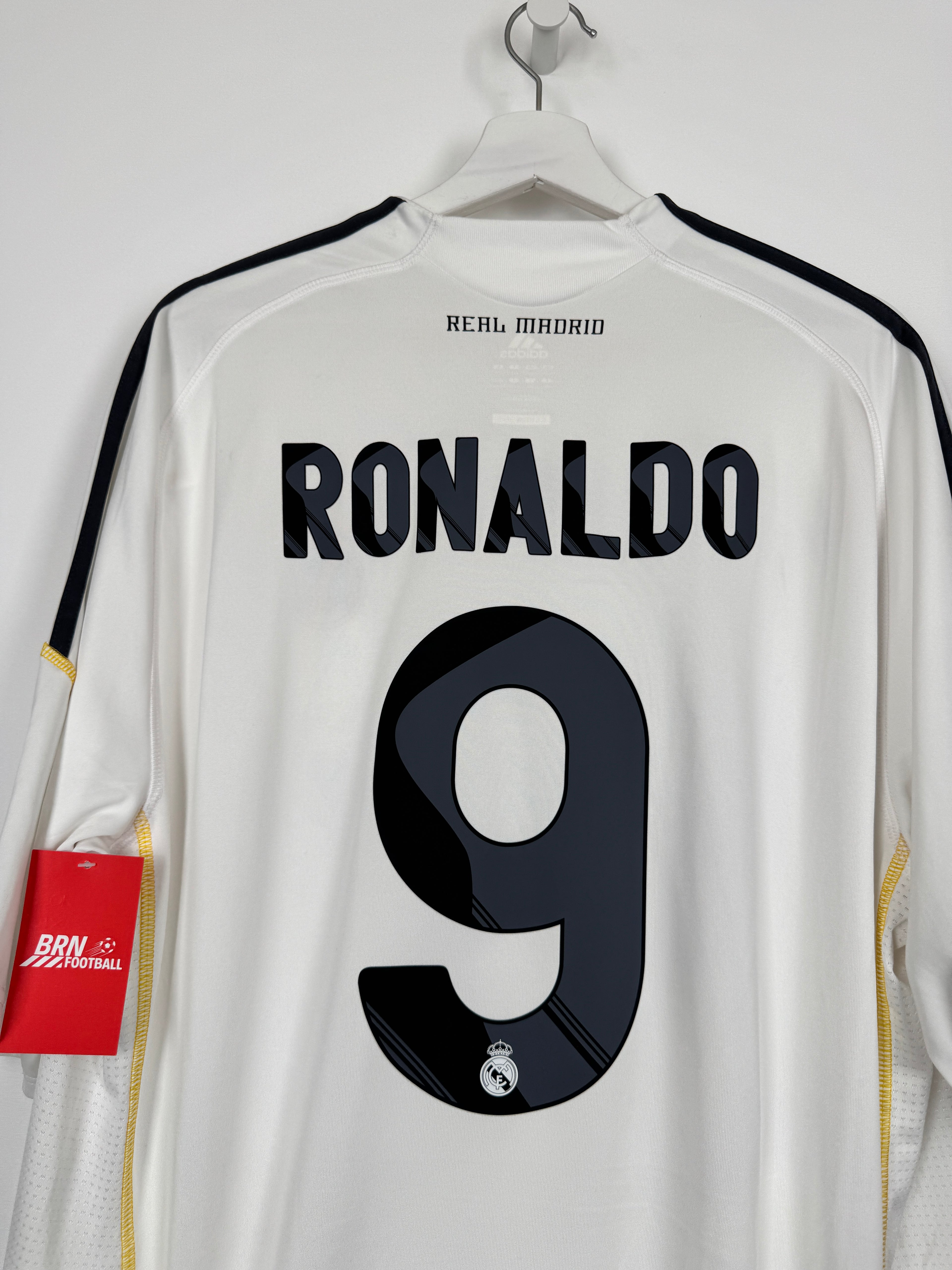 REAL MADRID FOOTBALL JERSEY 2009/2010 HOME - RONALDO #9 (XXL)