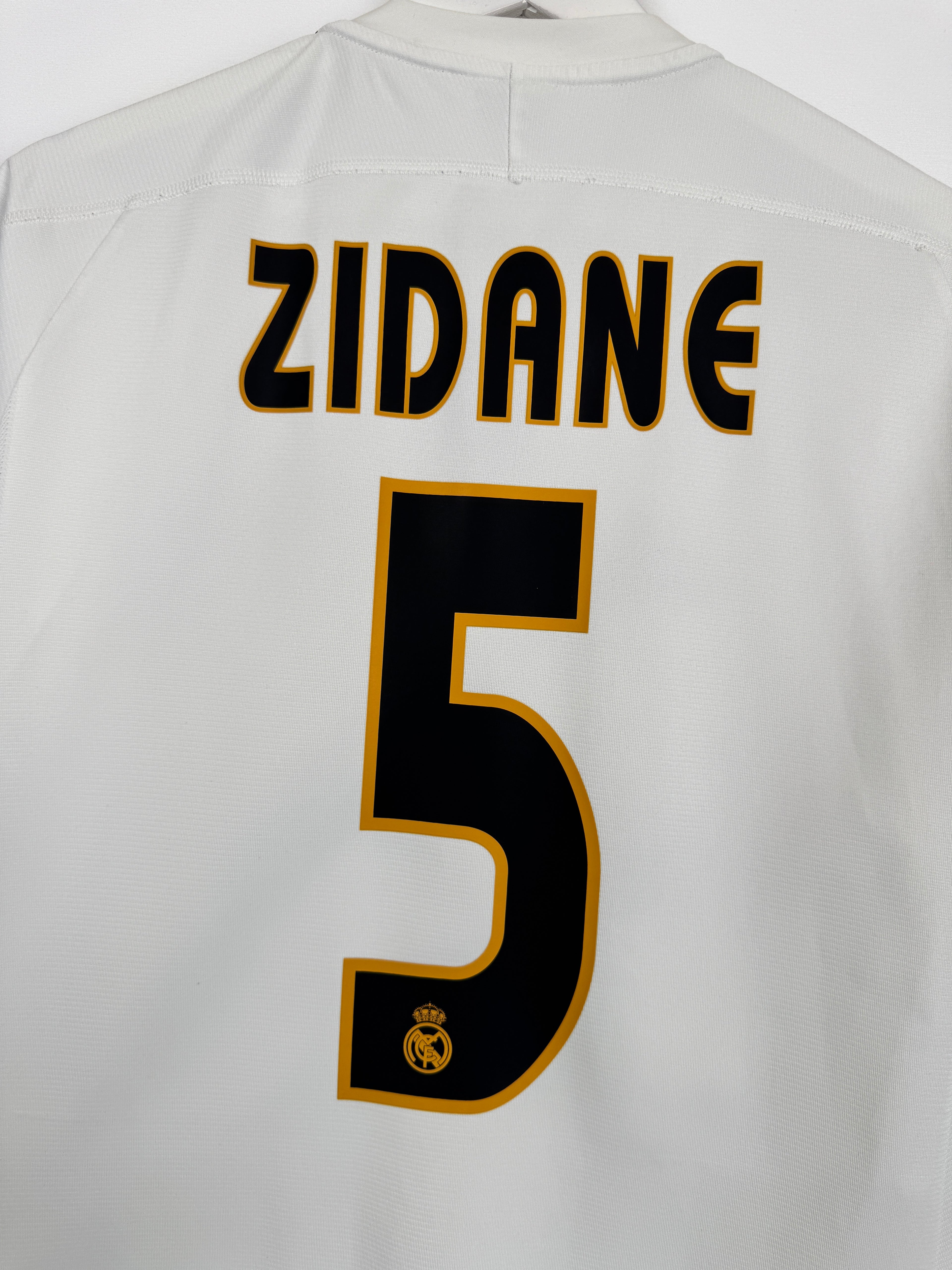 REAL MADRID 2003/2004 HOME FOOTBALL SHIRT - ZIDANE #5 (S)