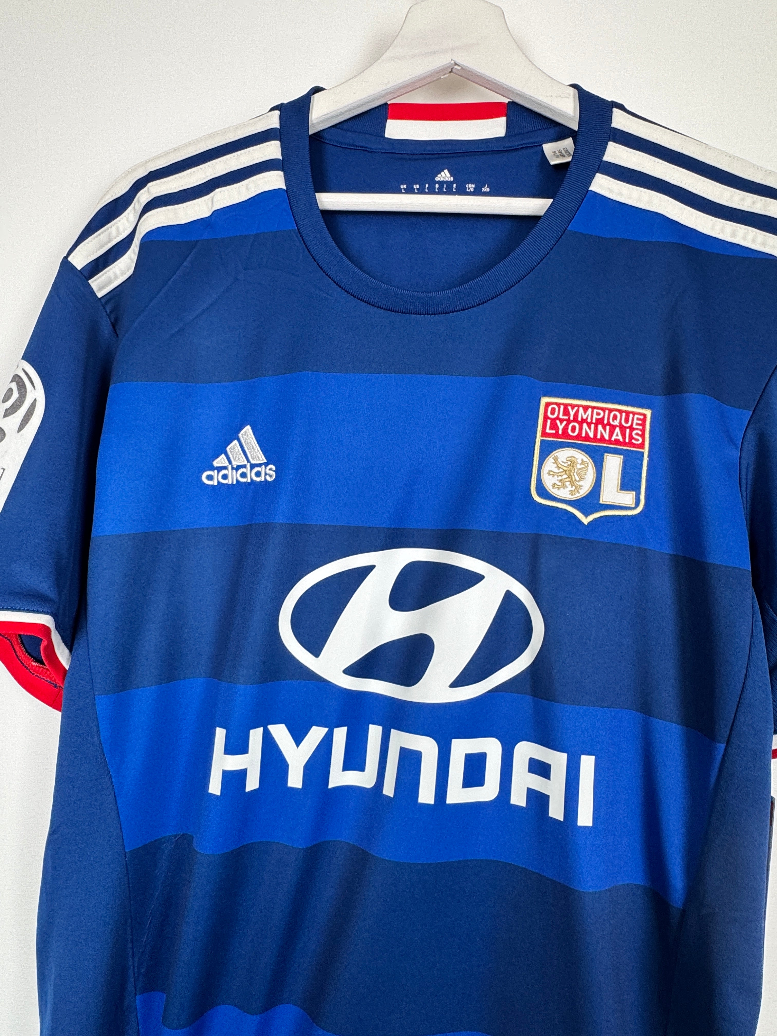 OLYMPIQUE LYONNAIS 2016/2017 AWAY FOOTBALL SHIRT - FEKIR #18 (L)