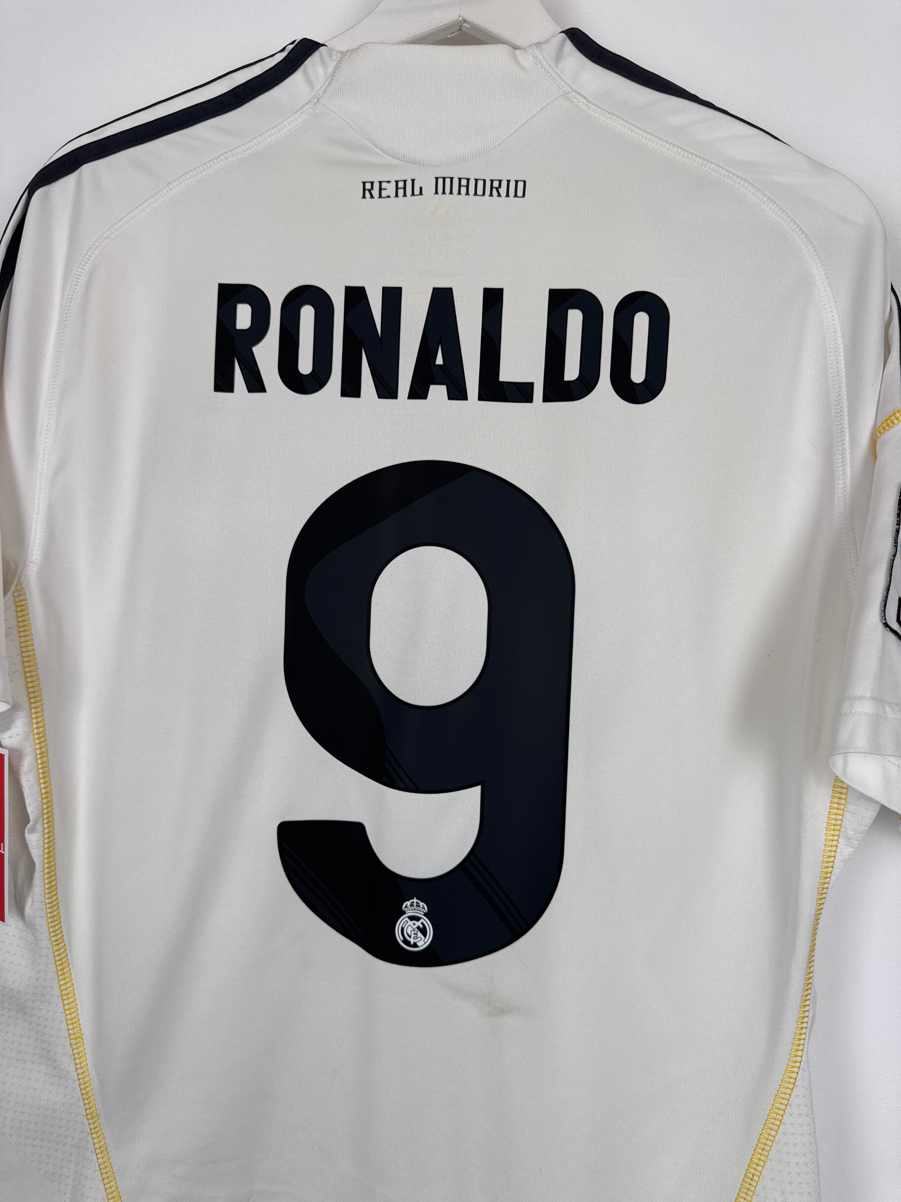 MAILLOT DE FOOTBALL REAL MADRID 2009/2010 DOMICILE - CRISTIANO RONALDO #9 (M)