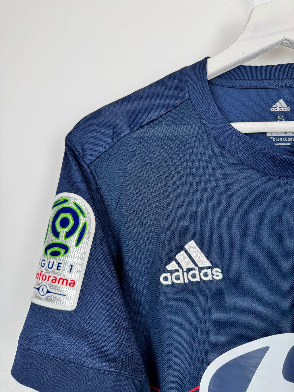 OLYMPIQUE LYONNAIS 2017/2018 AWAY FOOTBALL JERSEY - FEKIR #18 (S)