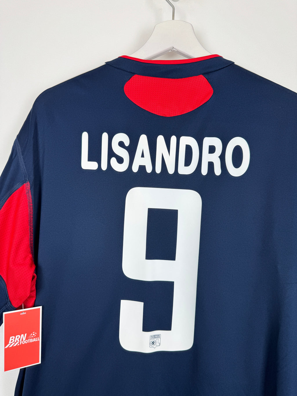 OLYMPIQUE LYONNAIS 2010/2011 THIRD FOOTBALL JERSEY - LISANDRO #9 (XL)