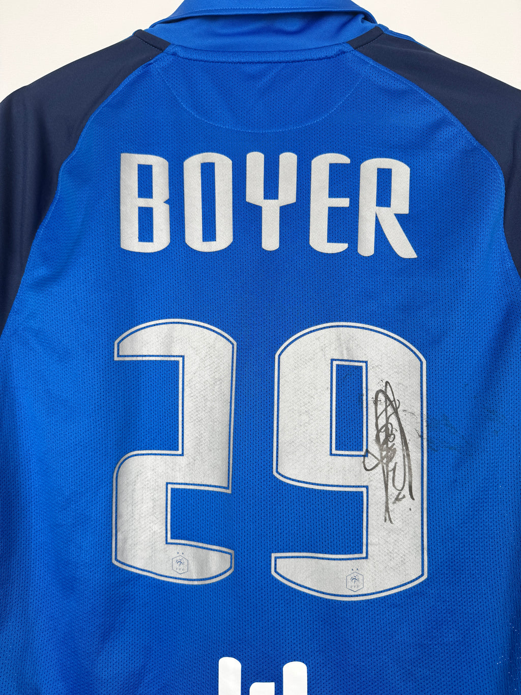 CAMISETA DE FÚTBOL BOURG EN BRESSE USADA EN PARTIDO - CAMISETA BOYER #29 FIRMADA (L)