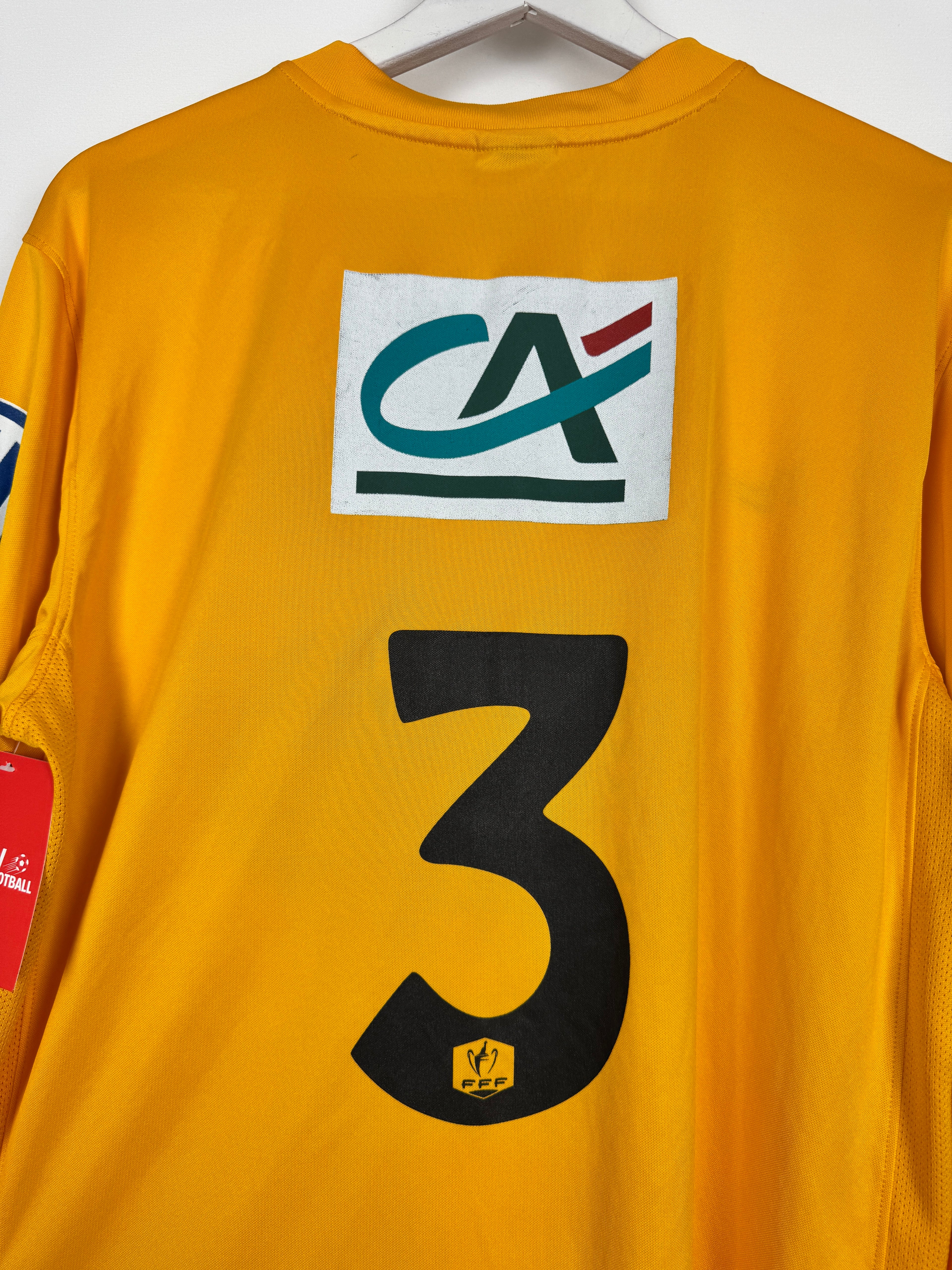 FRENCH CUP MATCH WORN FOOTBALL SHIRT NUMBER 3 (L)