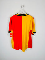 SIGNED LENS 2001/2002 HOME FOOTBALL JERSEY (S)