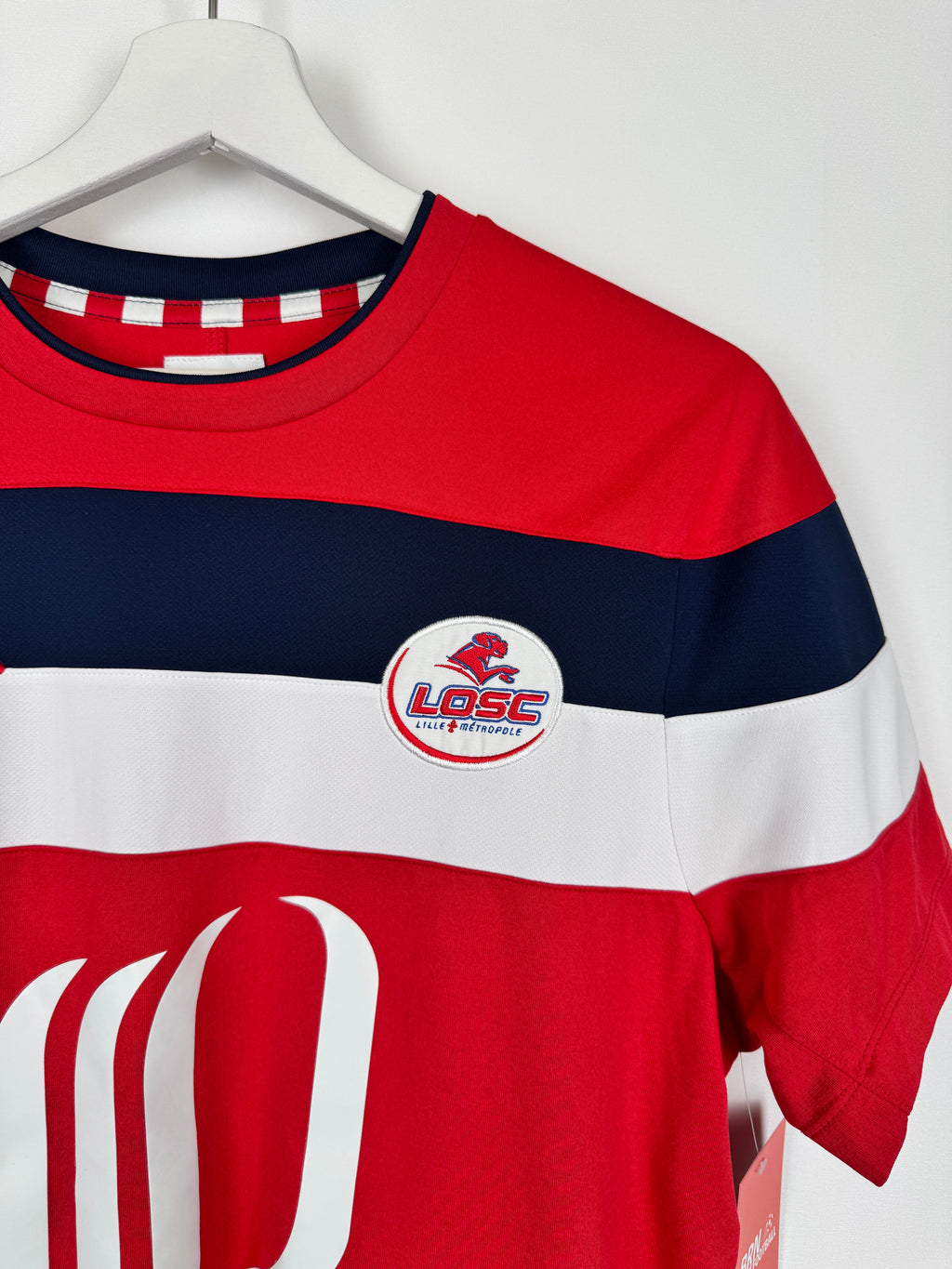 LILLE FOOTBALL SHIRT 2011/2012 HOME - HAZARD #10 (S)