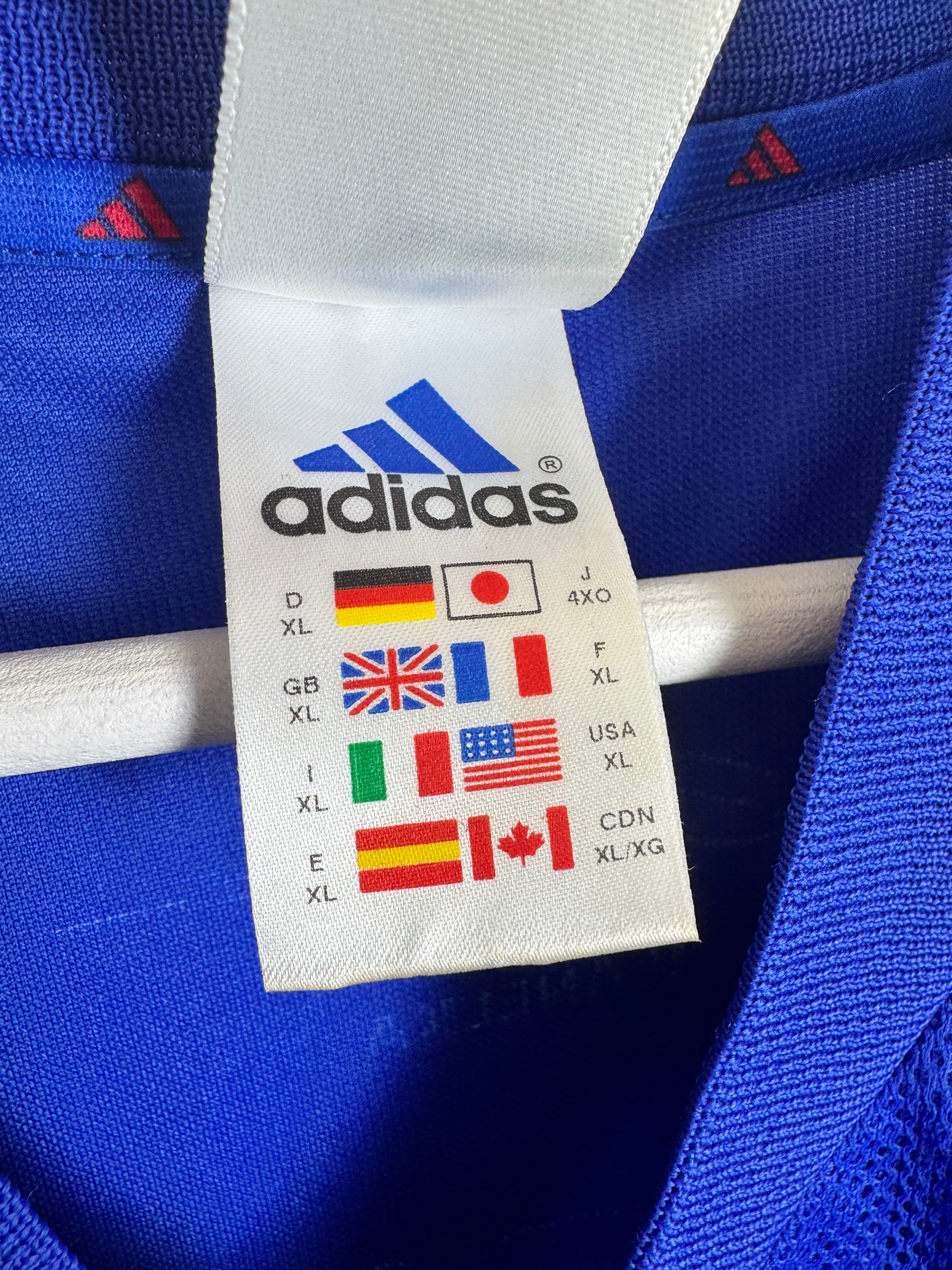 CAMISETA DE FÚTBOL SELECCIÓN DE FRANCIA 2002 LOCAL DEDICADA / FIRMADA (XL)