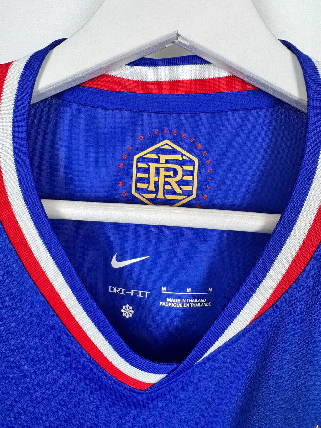 MAILLOT DE FOOTBALL ÉQUIPE DE FRANCE 2024 DOMICILE NEUF AVEC ÉTIQUETTE - OUSMANE DEMBÉLÉ #11 (M)