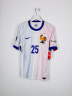 MAILLOT DE FOOTBALL ÉQUIPE DE FRANCE 2024 EXTÉRIEUR NEUF AVEC ÉTIQUETTE - RAYAN CHERKI #25 (M)
