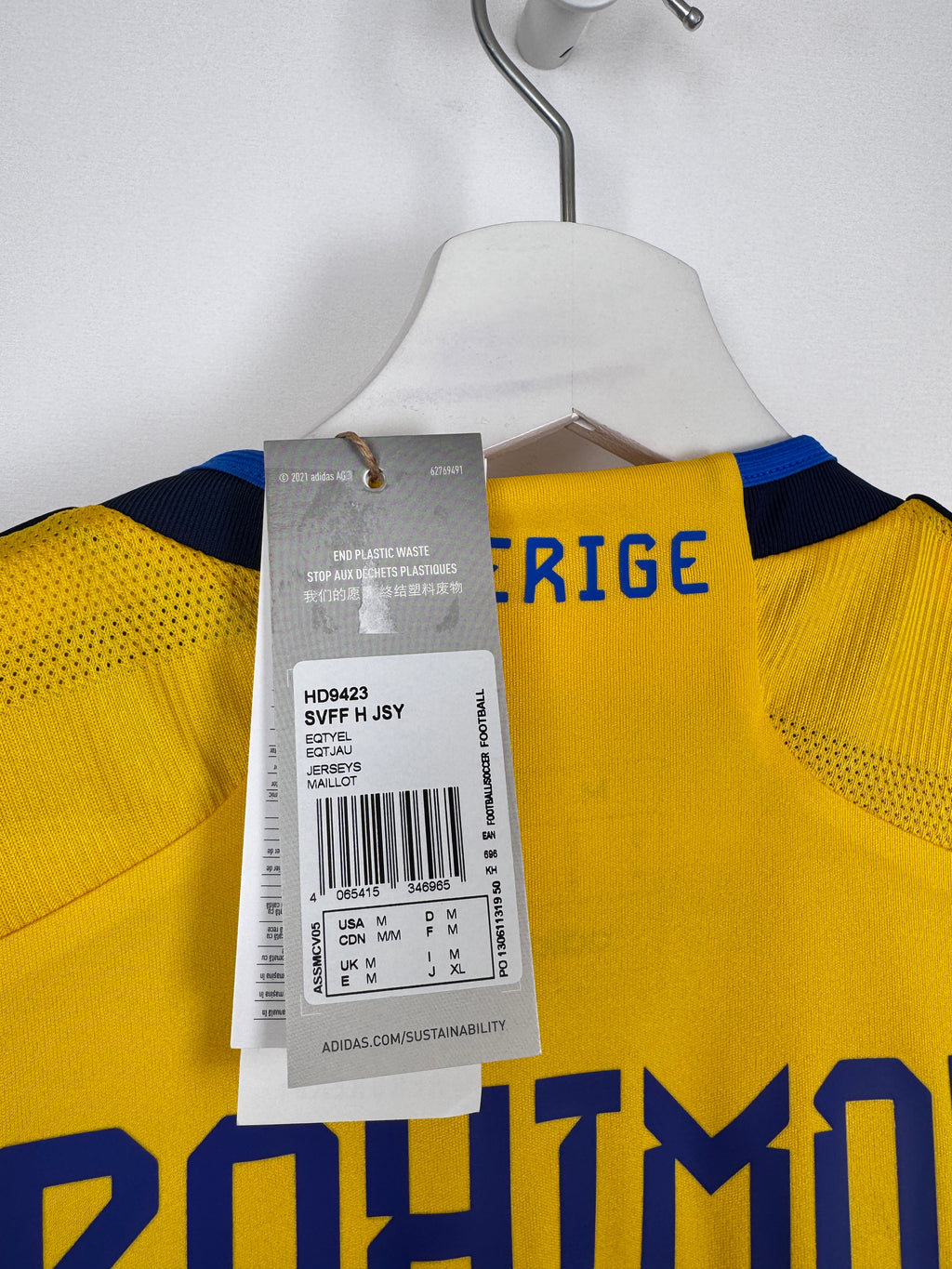 MAILLOT DE FOOTBALL SUÈDE 2022 DOMICILE NEUF AVEC ÉTIQUETTE - ZLATAN IBRAHIMOVIC #11 (M)