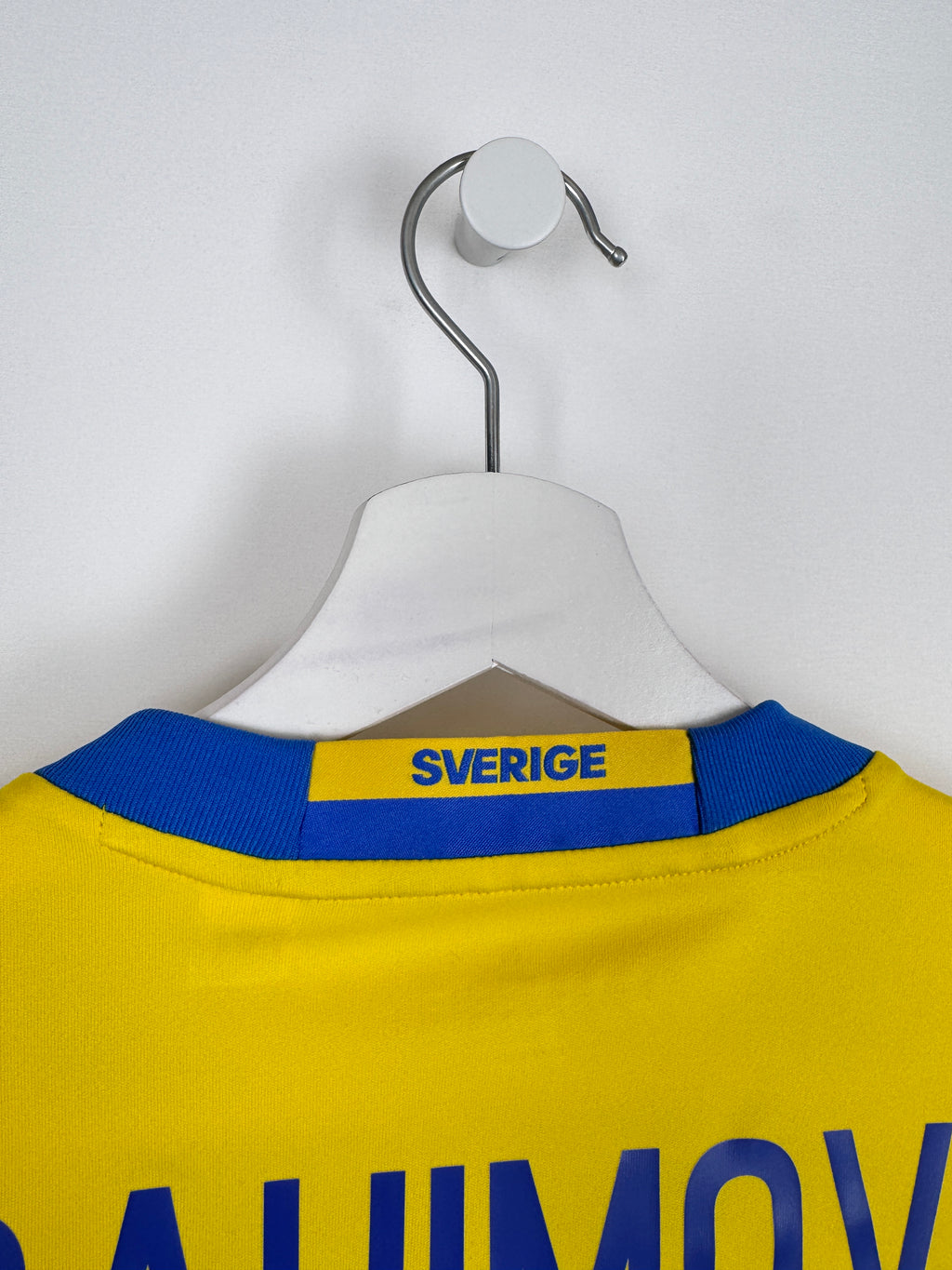 MAILLOT DE FOOTBALL SUÈDE 2016 DOMICILE - ZLATAN IBRAHIMOVIC #10 (M)