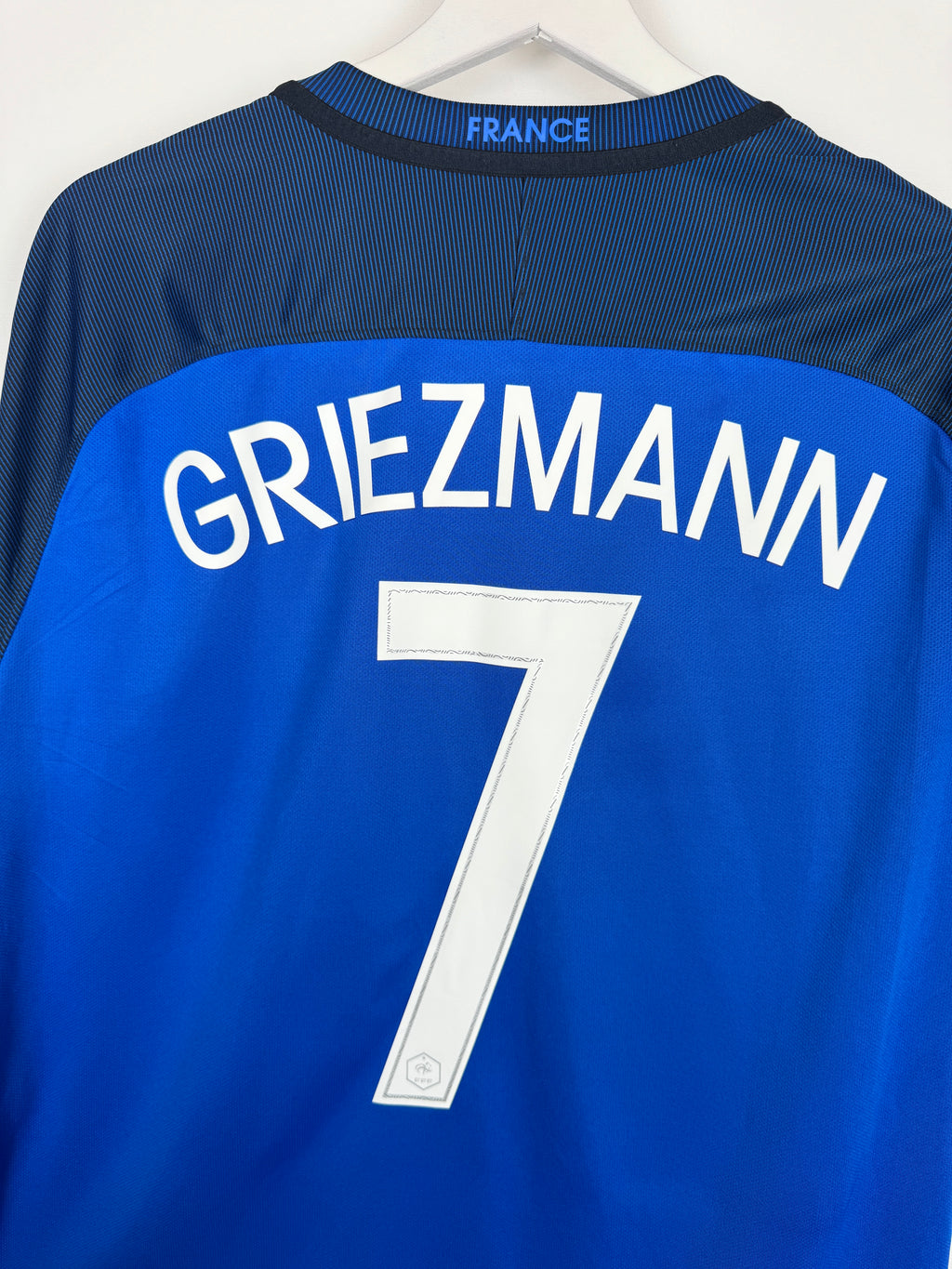FRANCE NATIONAL FOOTBALL TEAM HOME JERSEY 2016 - GRIEZMANN #7 EURO FINAL (XL)