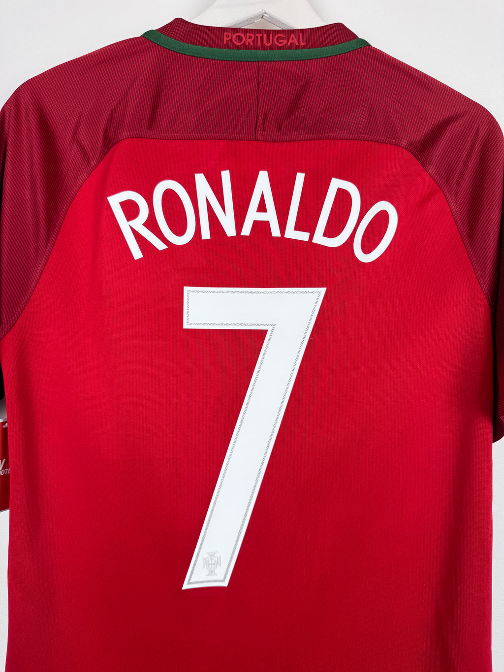 MAILLOT DE FOOTBALL PORTUGAL 2016 DOMICILE - CRISTIANO RONALDO #7 (S)