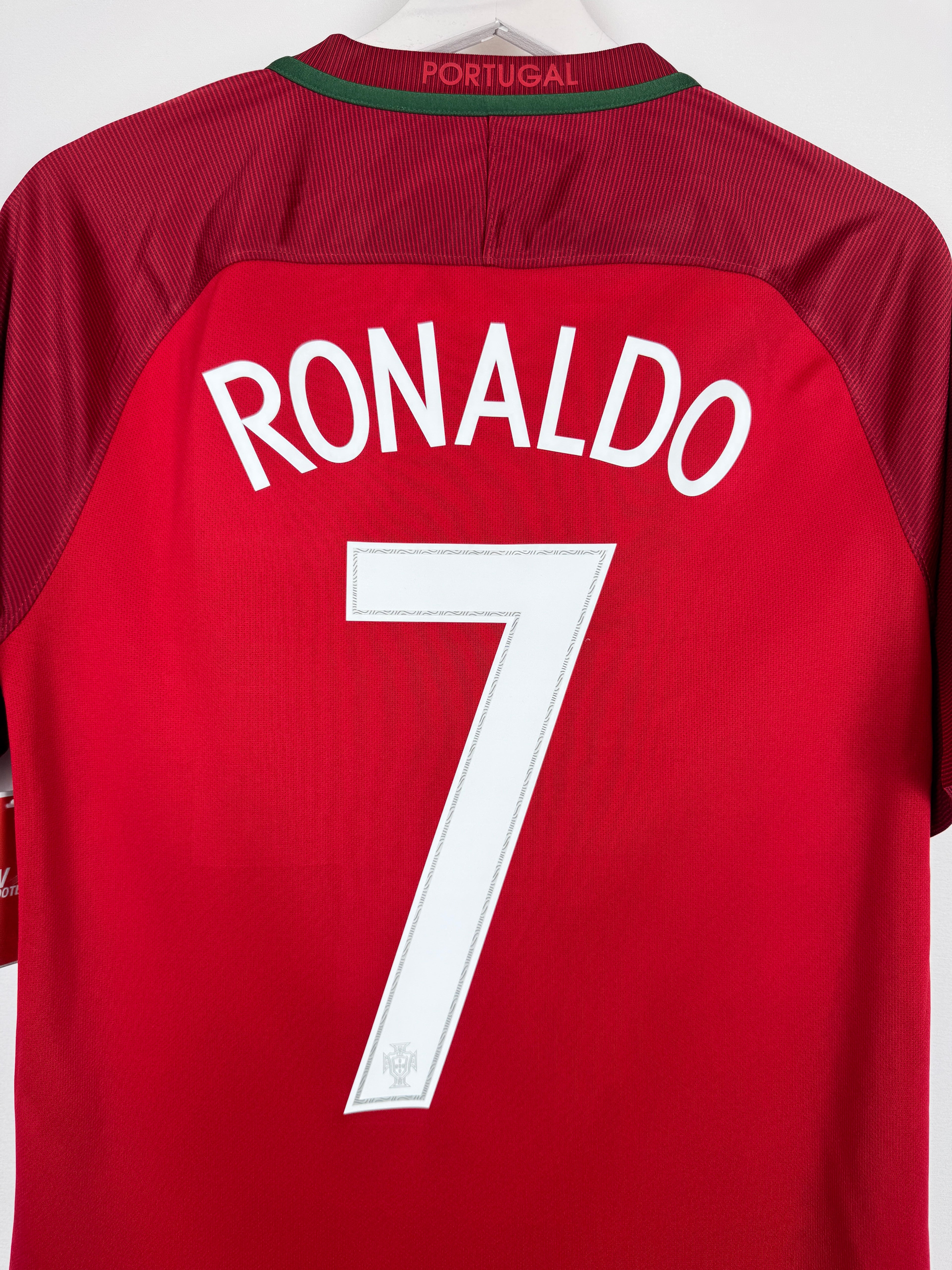 MAILLOT DE FOOTBALL PORTUGAL 2016 DOMICILE - CRISTIANO RONALDO #7 (S)