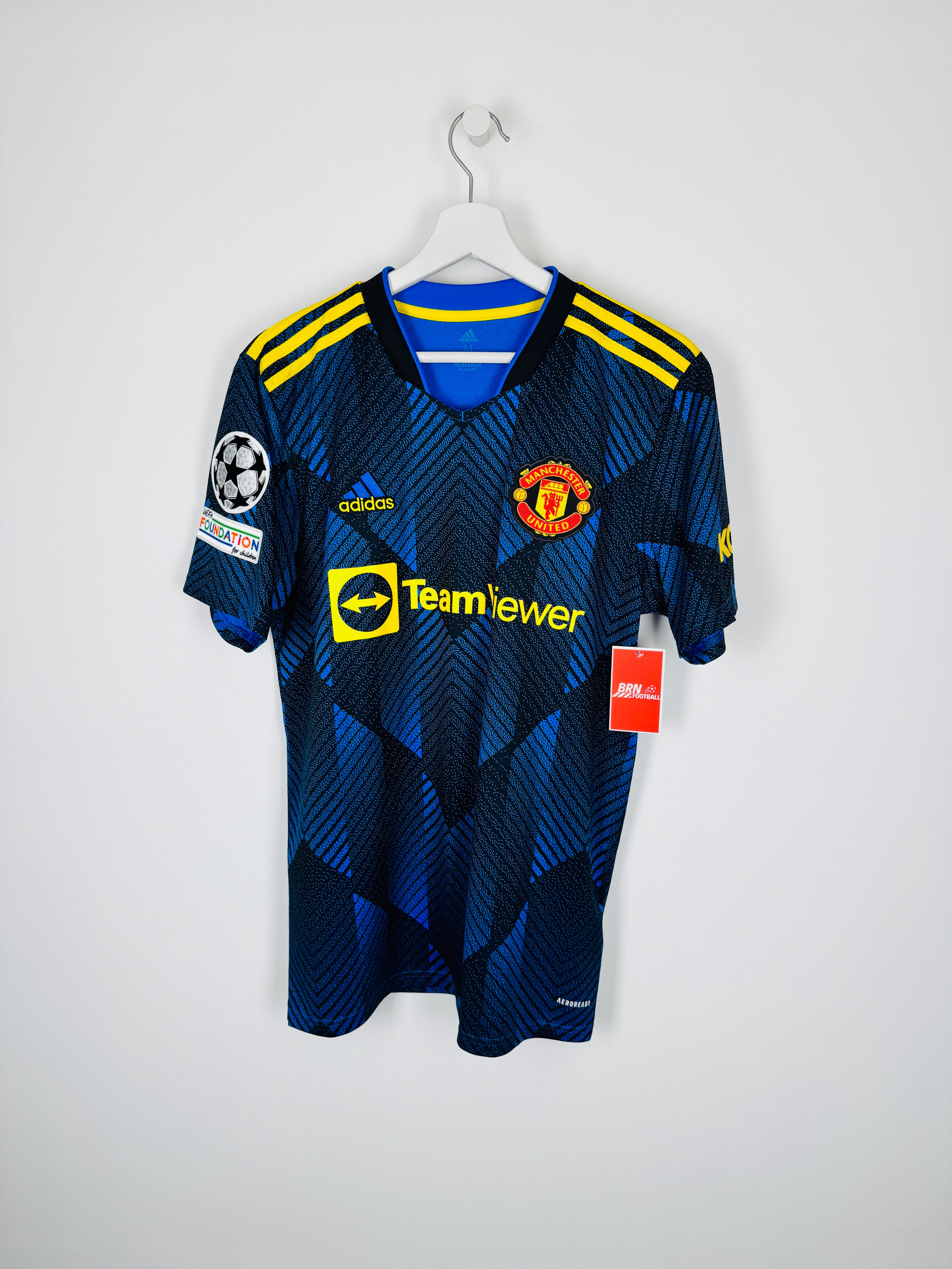 MANCHESTER UNITED 2021/2022 THIRD FOOTBALL JERSEY - RONALDO #7 (M)