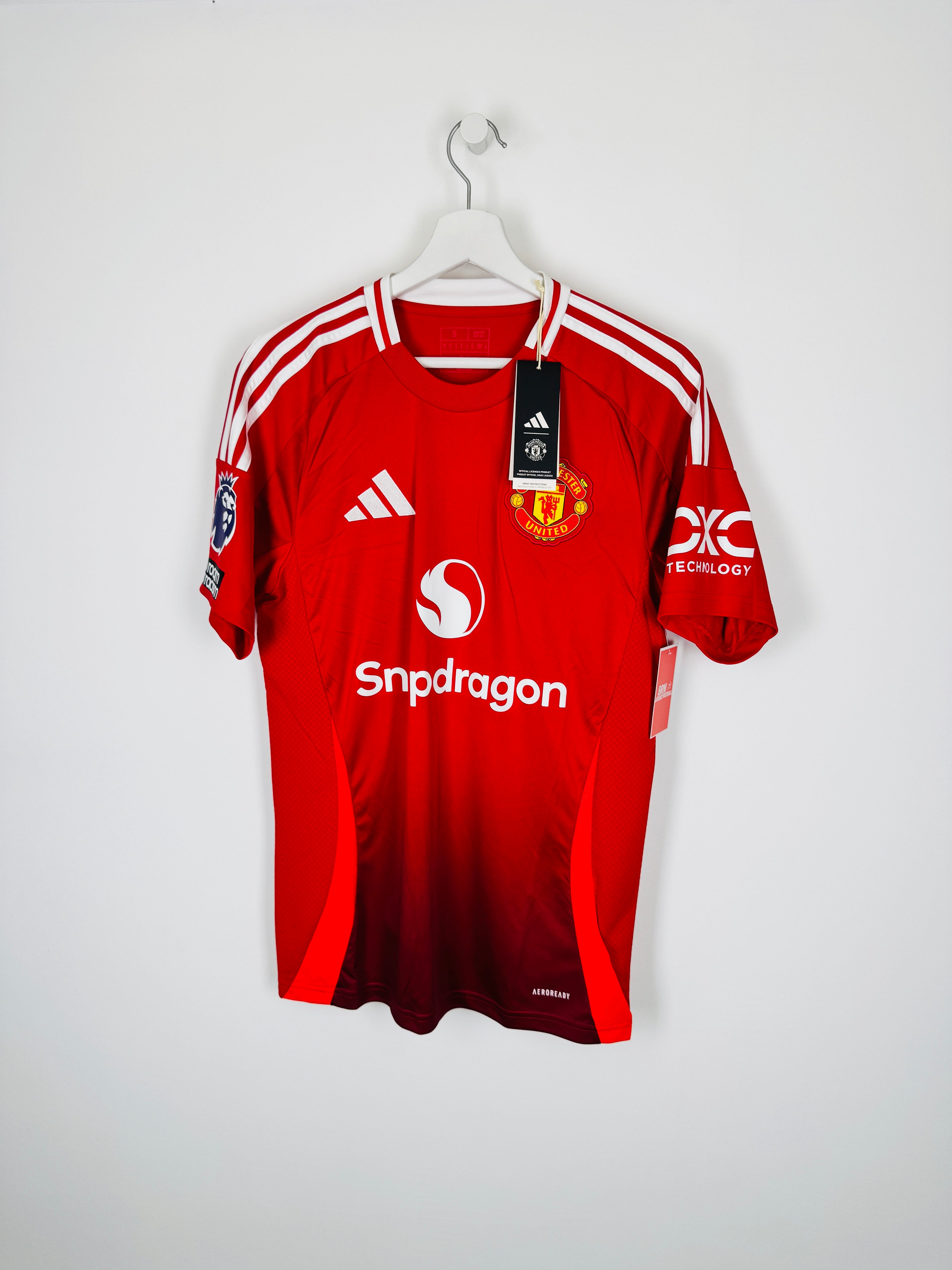NEW MANCHESTER UNITED FOOTBALL JERSEY 2024/2025 HOME - MAZRAOUI #3 (S)