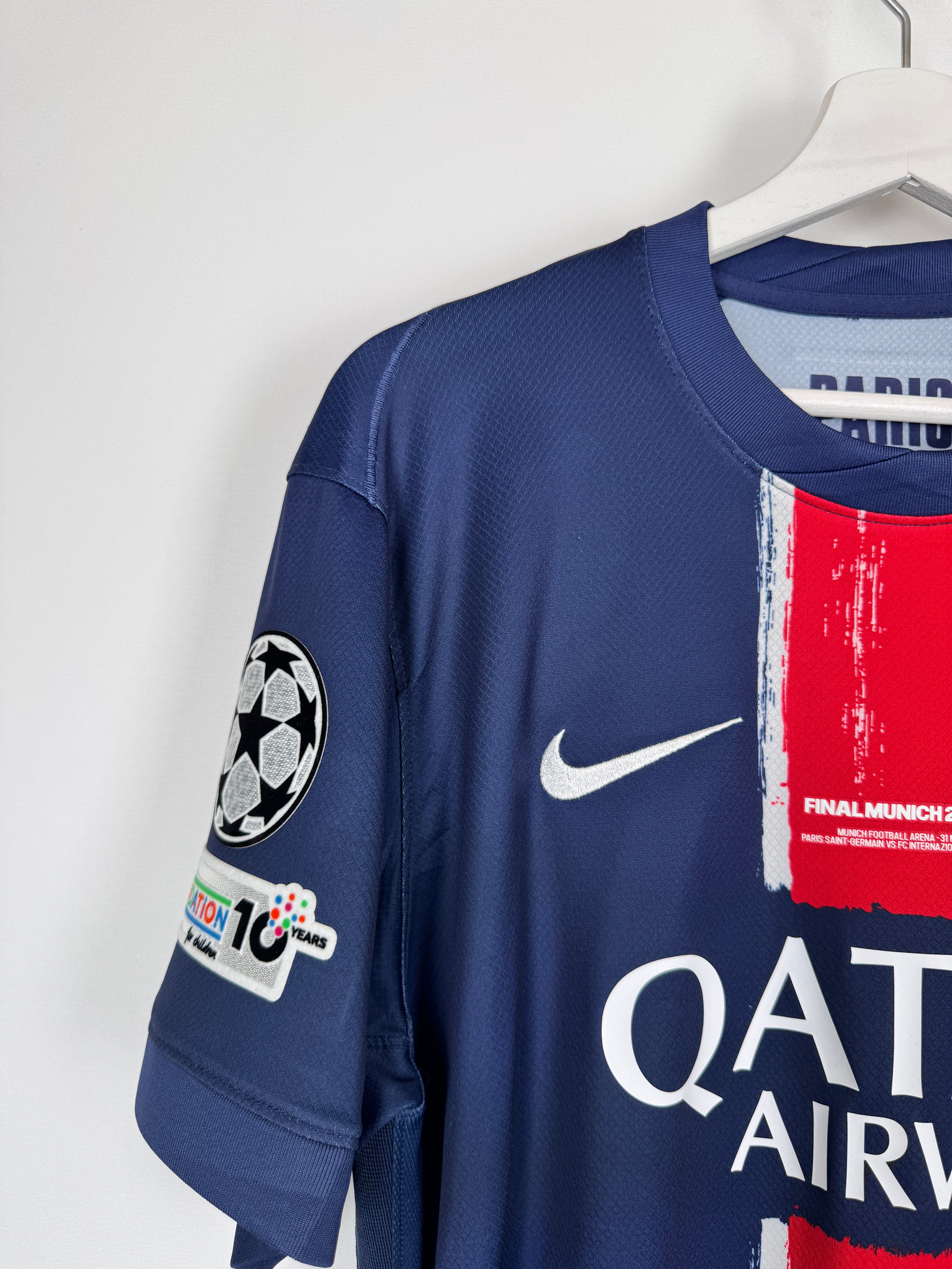 MAILLOT DE FOOTBALL PSG 2024/2025 DOMICILE FINALE MUNICH - MARQUINHOS #5 (L)