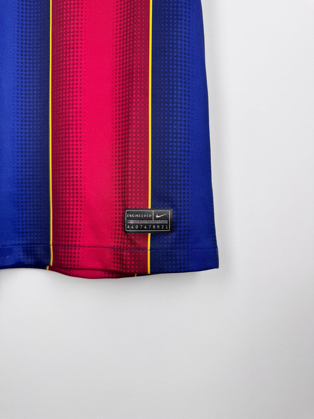 PSG FOOTBALL JERSEY 1997/1998 HOME - NGOTTY #4 (S)