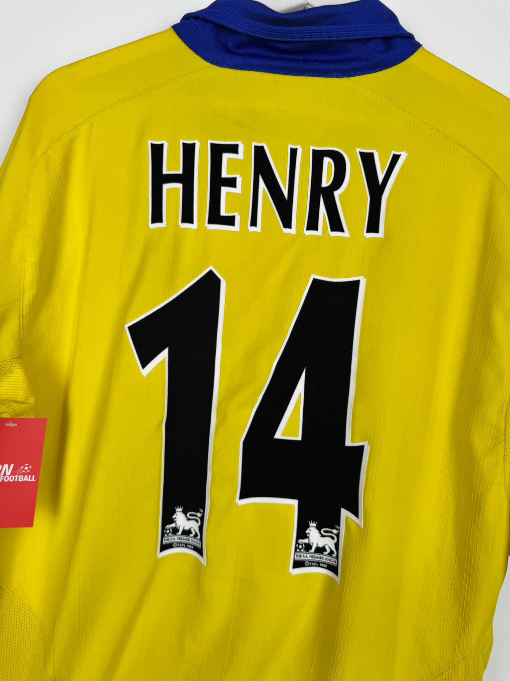 ARSENAL 2003/2004 AWAY FOOTBALL SHIRT - HENRY #14 VELVET (L)