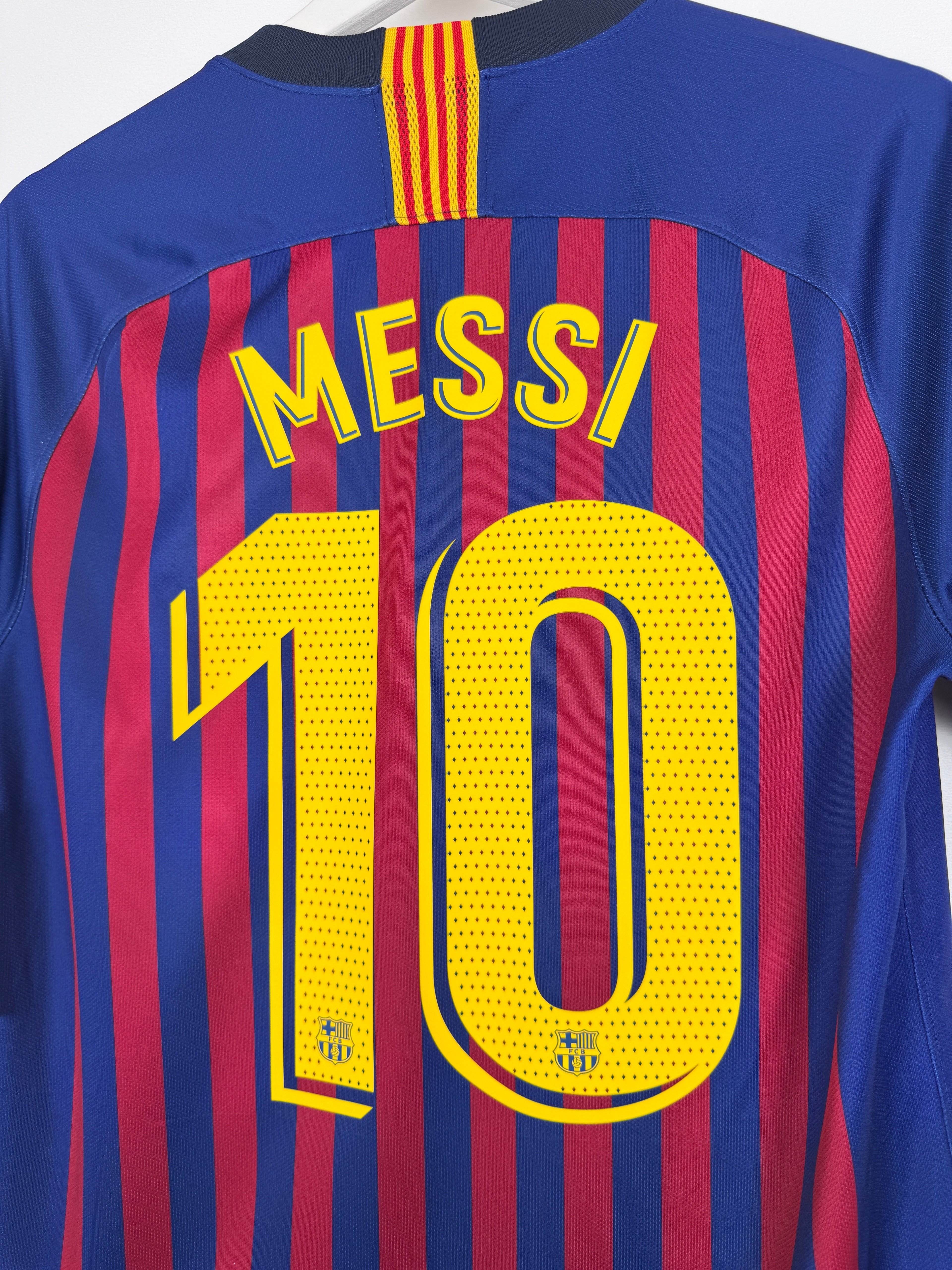 MAILLOT DE FOOTBALL BARCELONE 2018/2019 DOMICILE - LEO MESSI #10 (S)