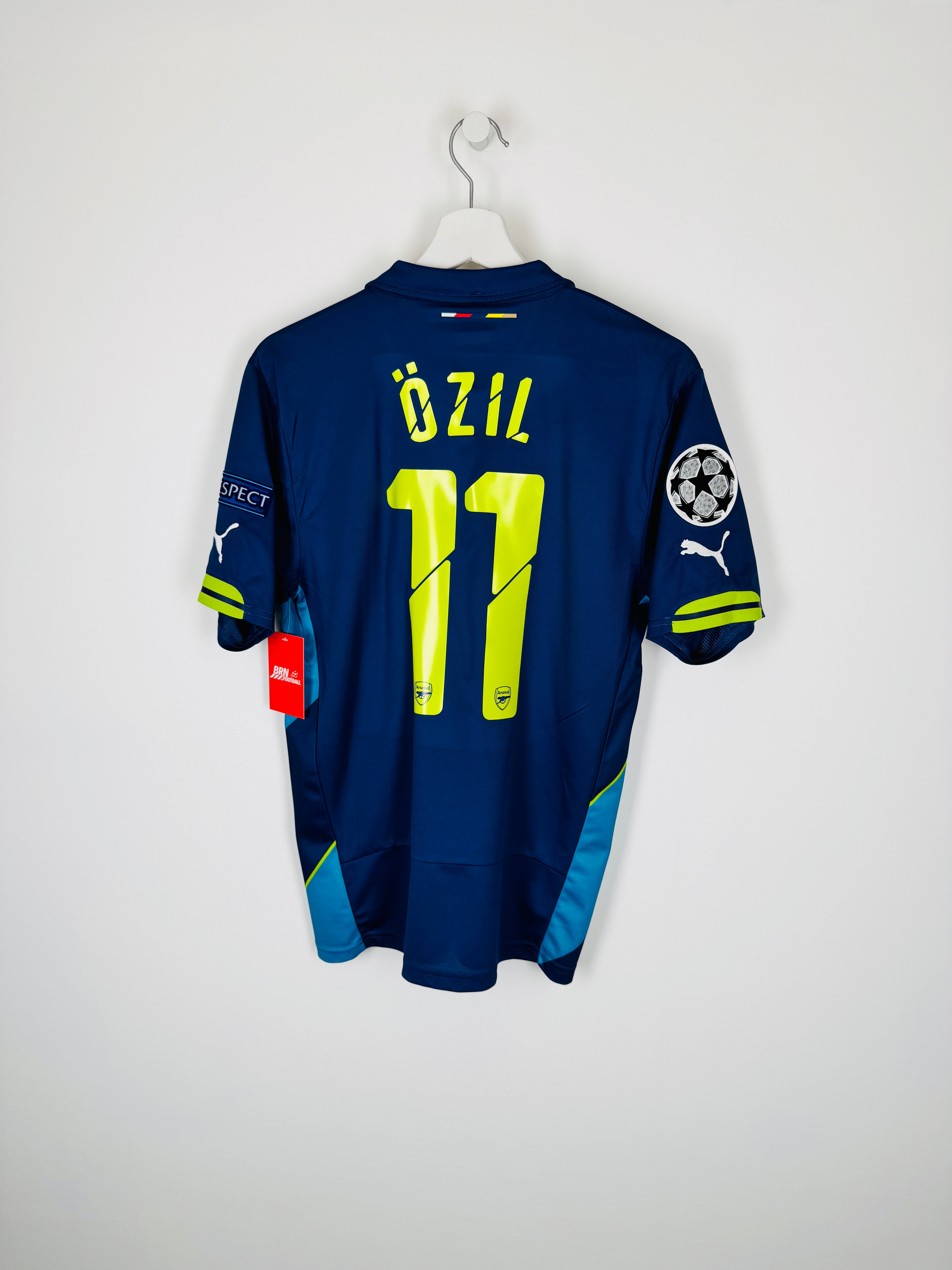 ARSENAL 2014/2015 THIRD FOOTBALL SHIRT - OZIL #11 (S)