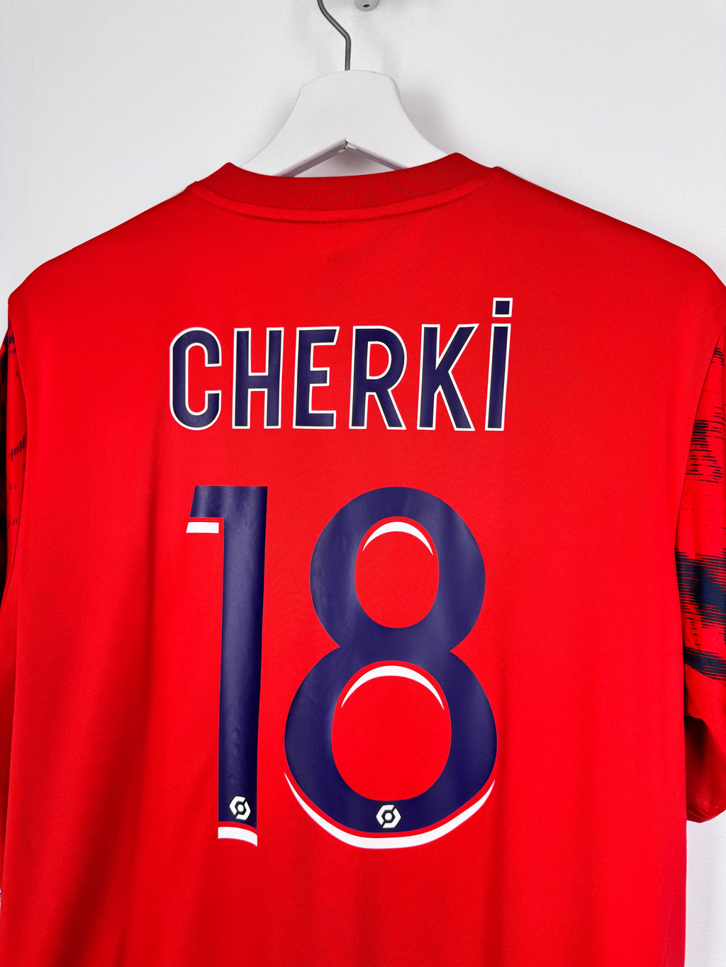 MAILLOT DE FOOTBALL OLYMPIQUE LYONNAIS 2022/2023 EXTÉRIEUR - RAYAN CHERKI #18 (M)