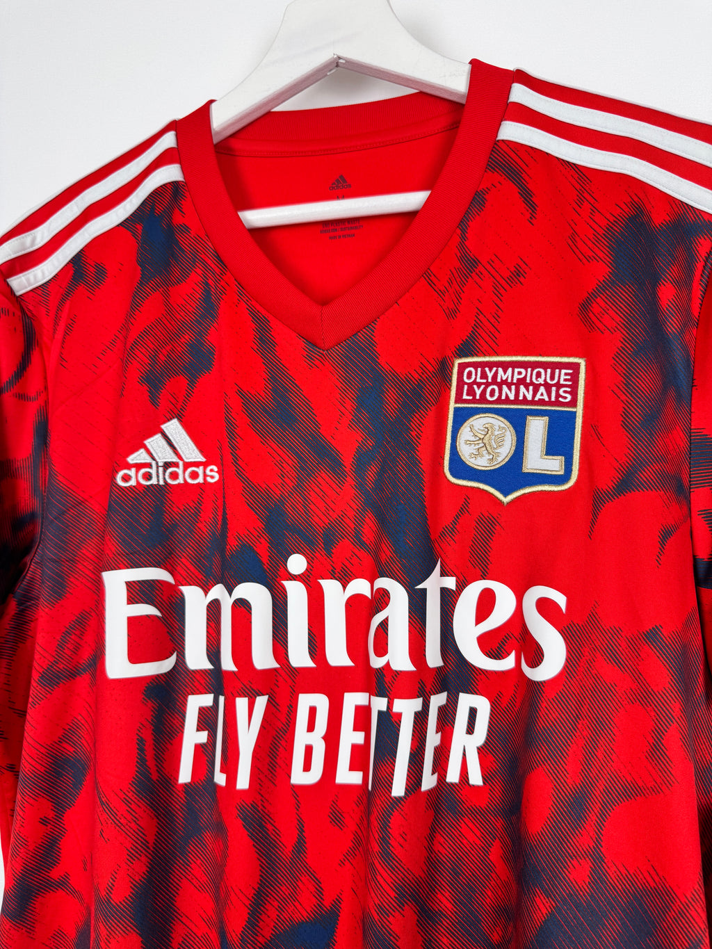 MAILLOT DE FOOTBALL OLYMPIQUE LYONNAIS 2022/2023 EXTÉRIEUR - RAYAN CHERKI #18 (M)