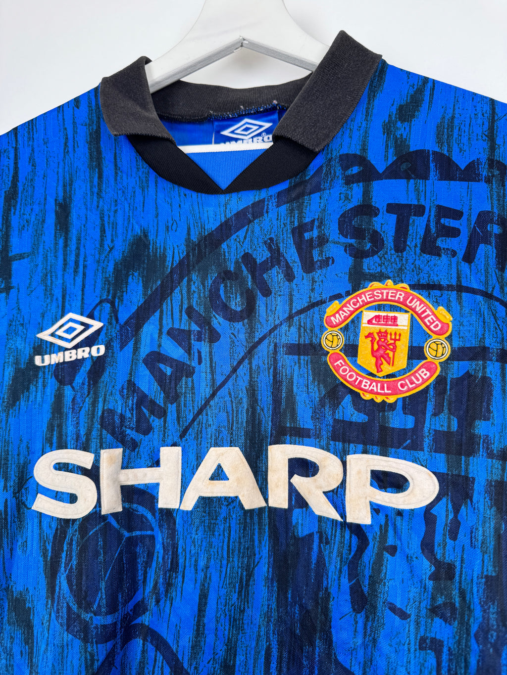 MAILLOT DE FOOTBALL MANCHESTER UNITED 1992/1993 EXTÉRIEUR - CANTONA #7 (L)