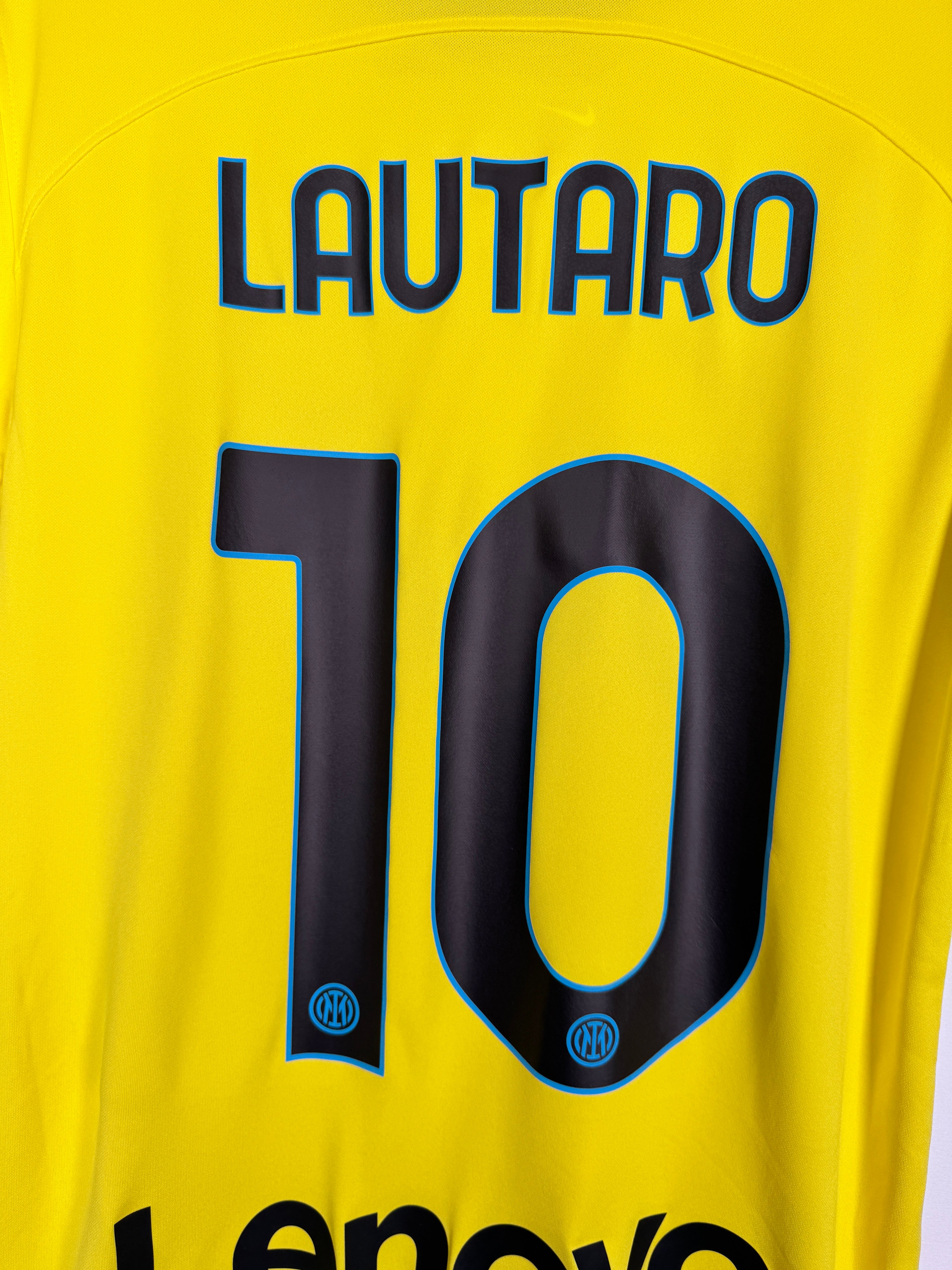 INTER MILAN 2022/2023 THIRD FOOTBALL JERSEY NEW - LAUTARO #10 (S)