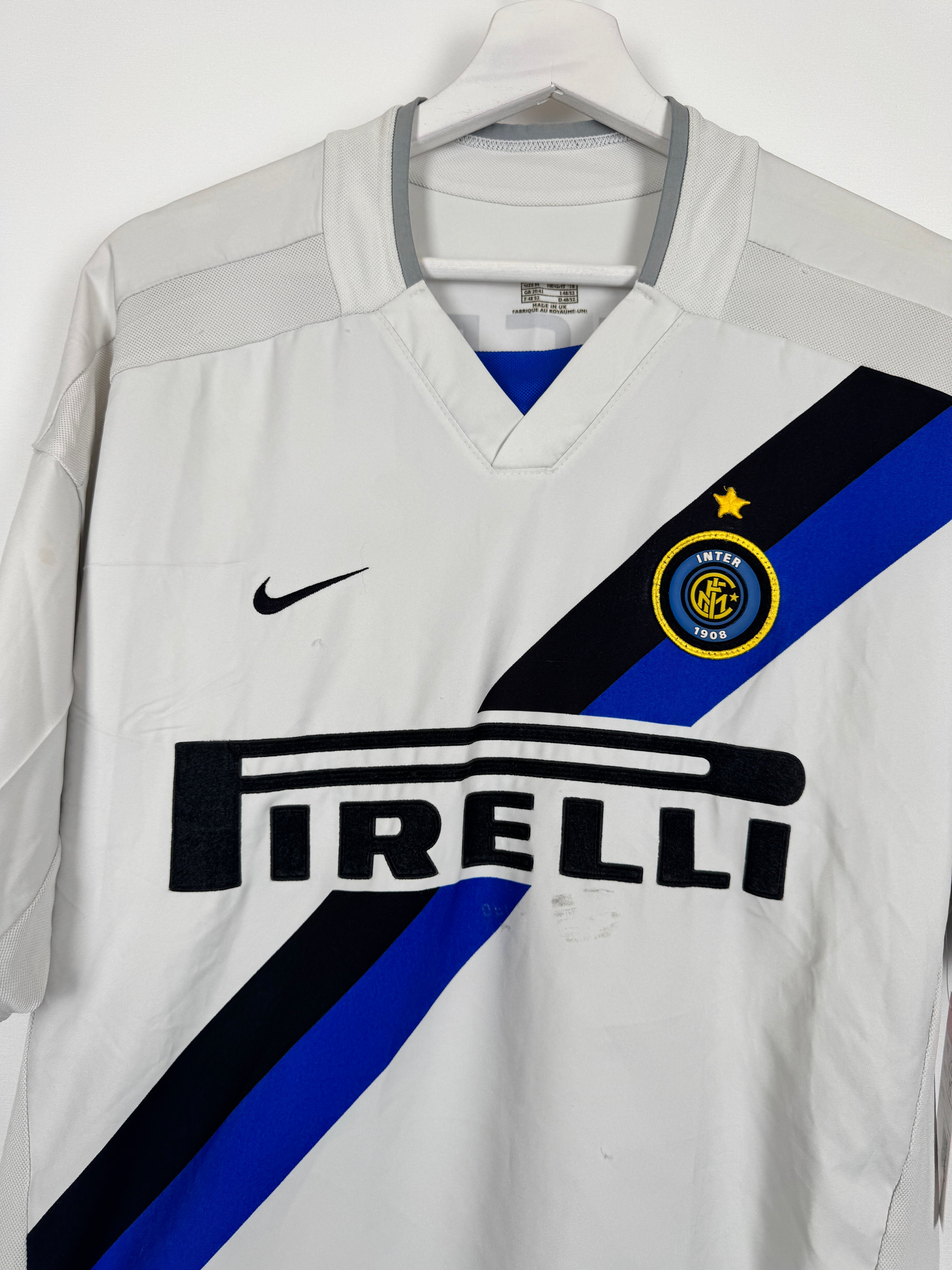 INTER MILAN 2002/2004 AWAY FOOTBALL SHIRT - VIERI #32 (M)