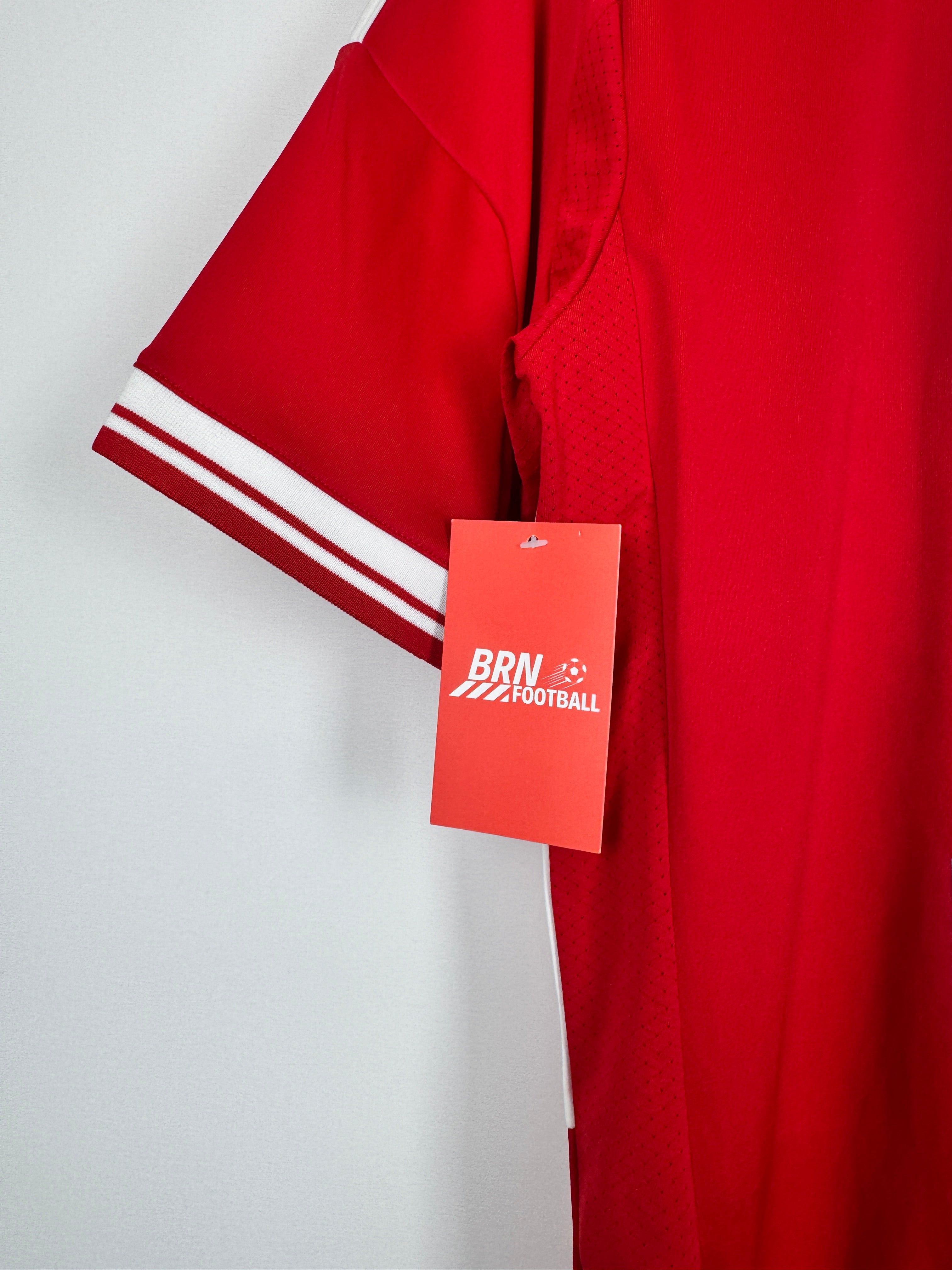 BAYERN MUNICH 2013/2014 HOME FOOTBALL SHIRT - ROBBEN #10 (S)
