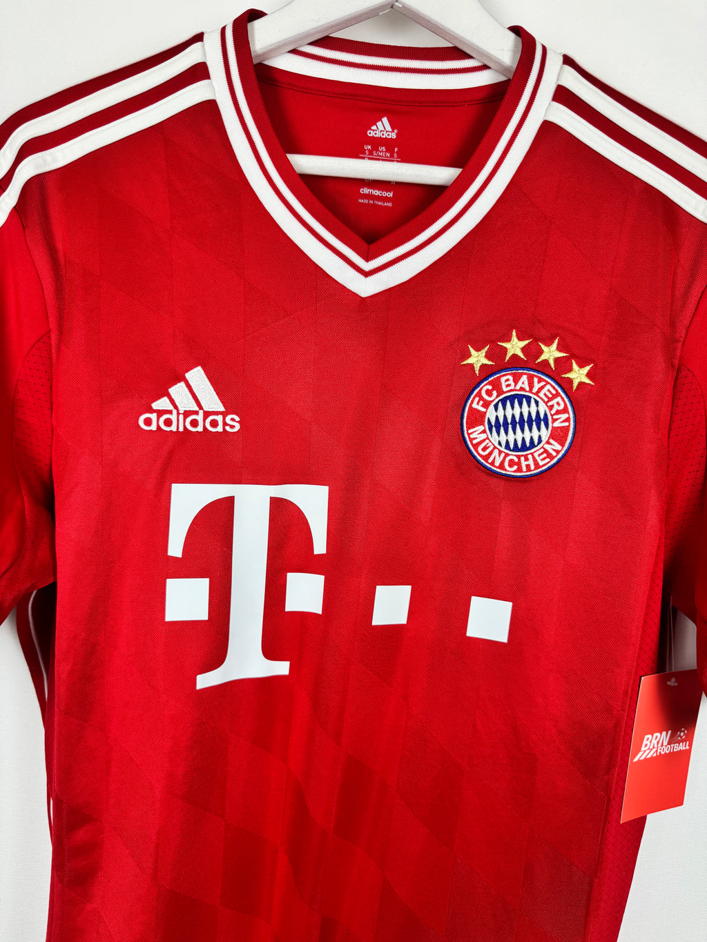 BAYERN MUNICH 2013/2014 HOME FOOTBALL SHIRT - ROBBEN #10 (S)